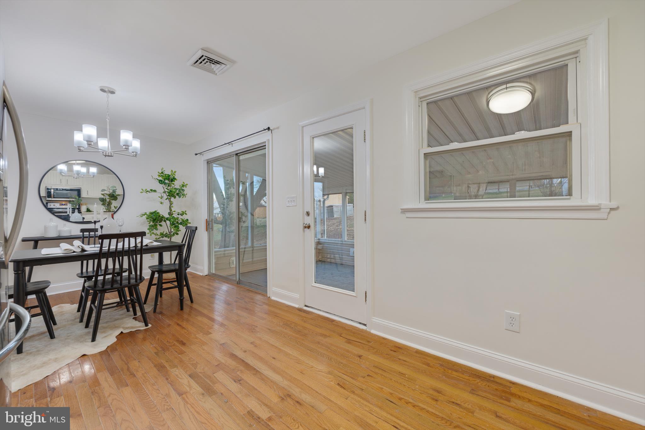 WESTMINSTER ELECTION DISTRICT - Residential