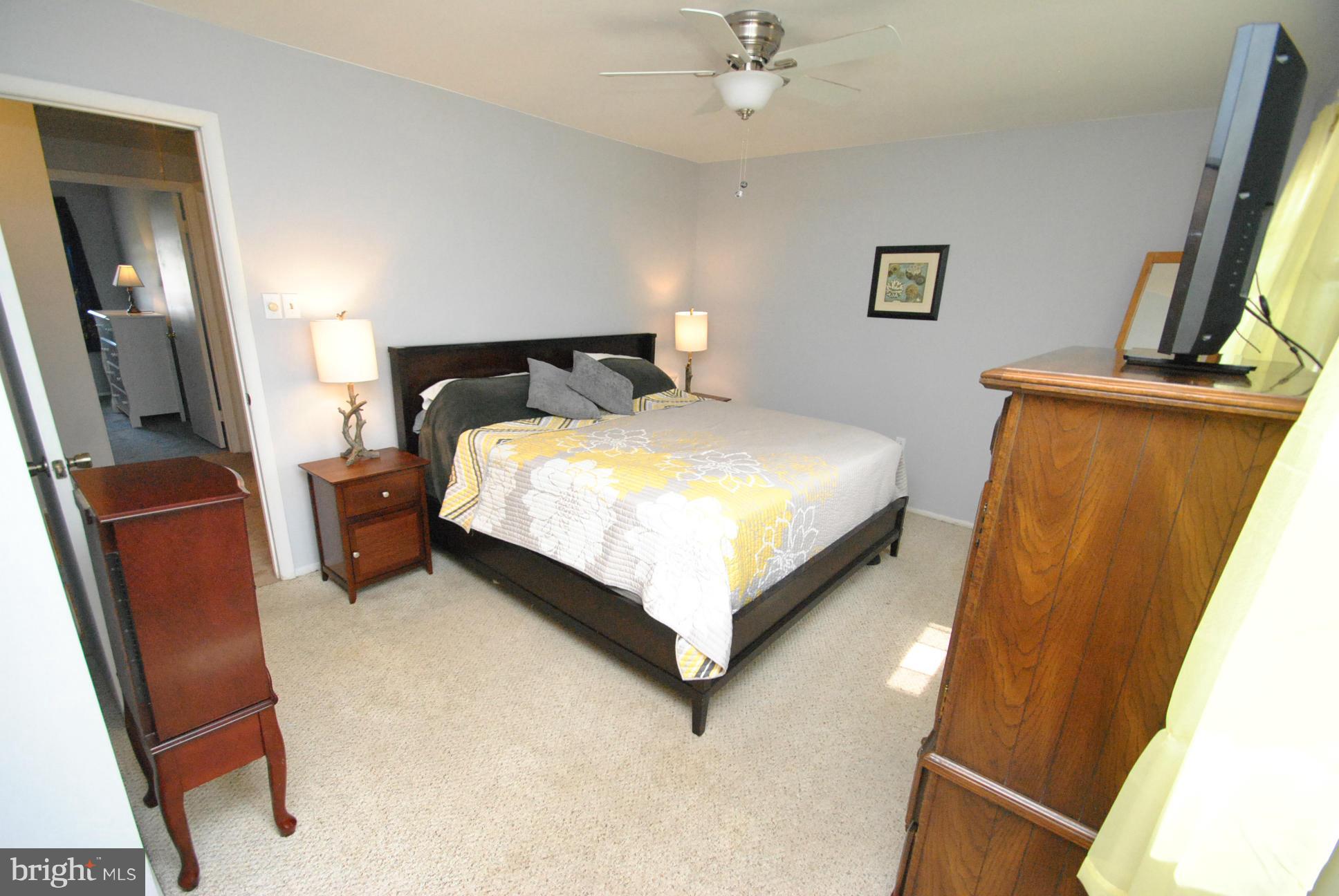 KINGS COURT - Residential