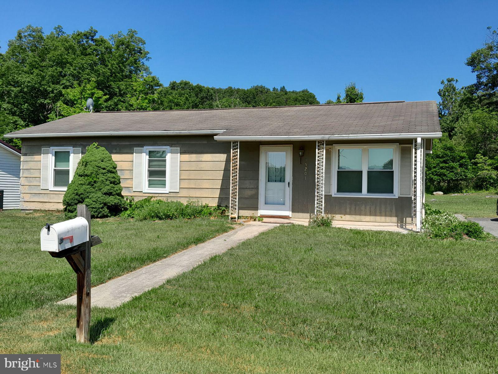 CRESAPTOWN - Residential