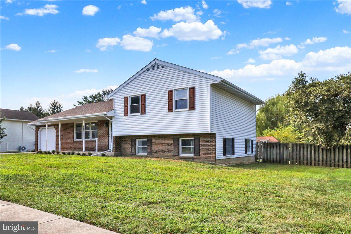 316 MINDY AVENUE