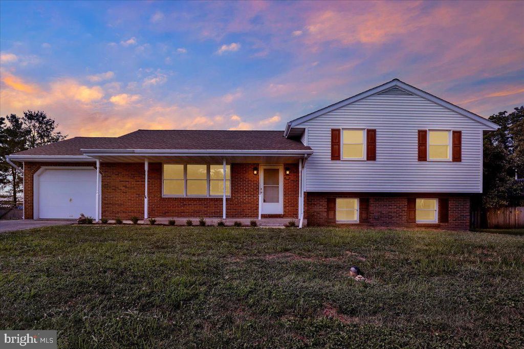 Photo of 316 Mindy Avenue, STRASBURG, PA 17579 (MLS # PALA2074616)