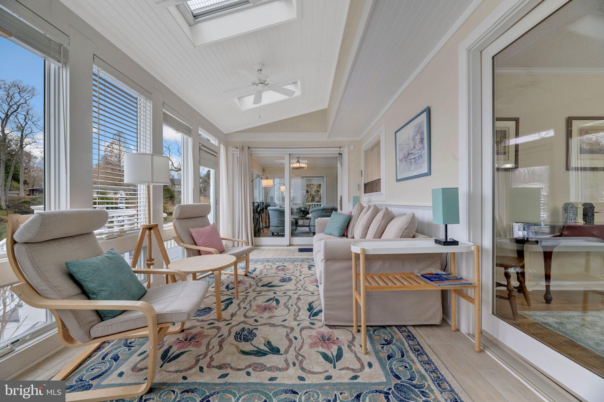 QUAY HARBOUR COMMUNITY - Residential Lease