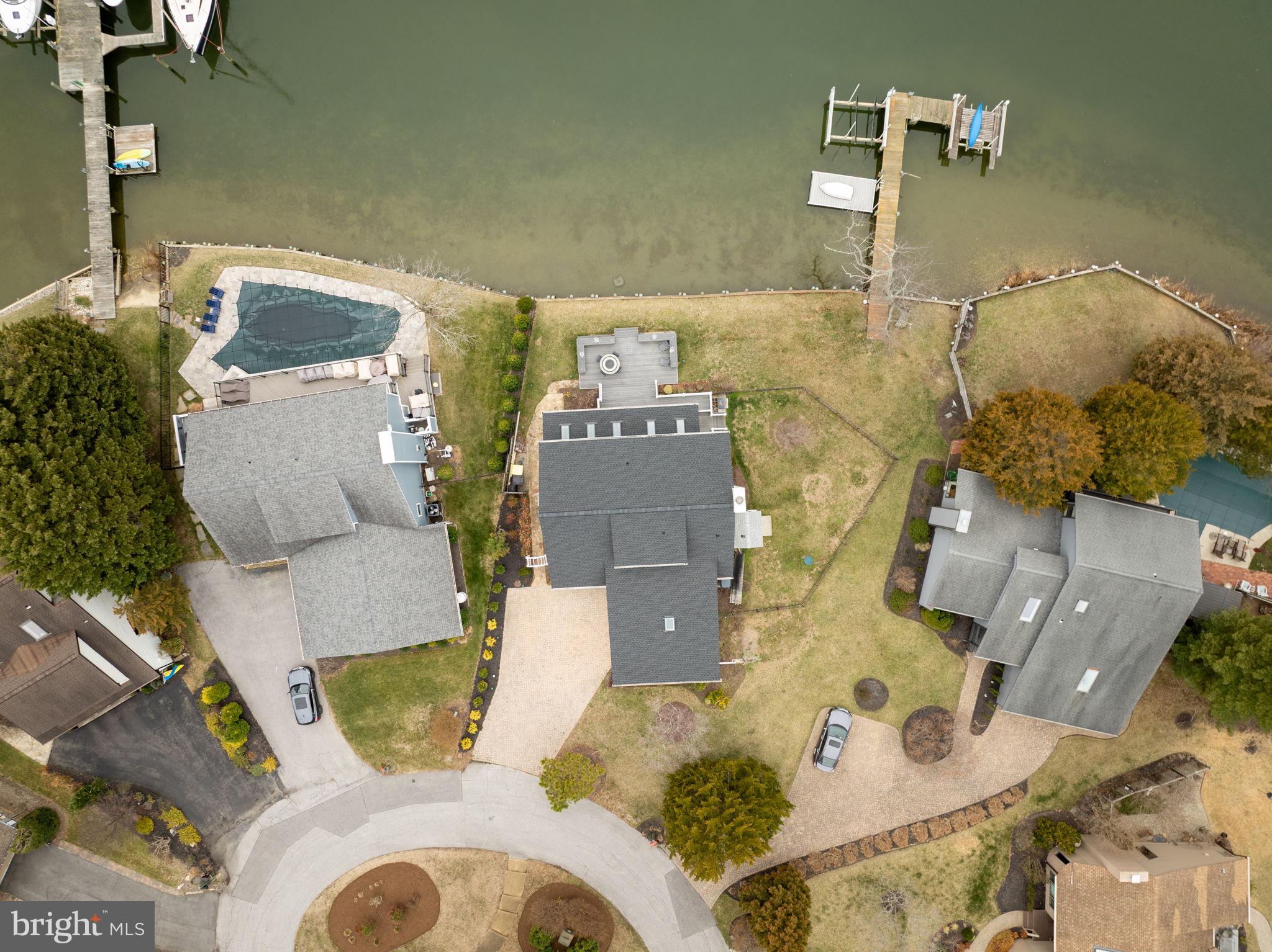 QUAY HARBOUR COMMUNITY - Residential Lease