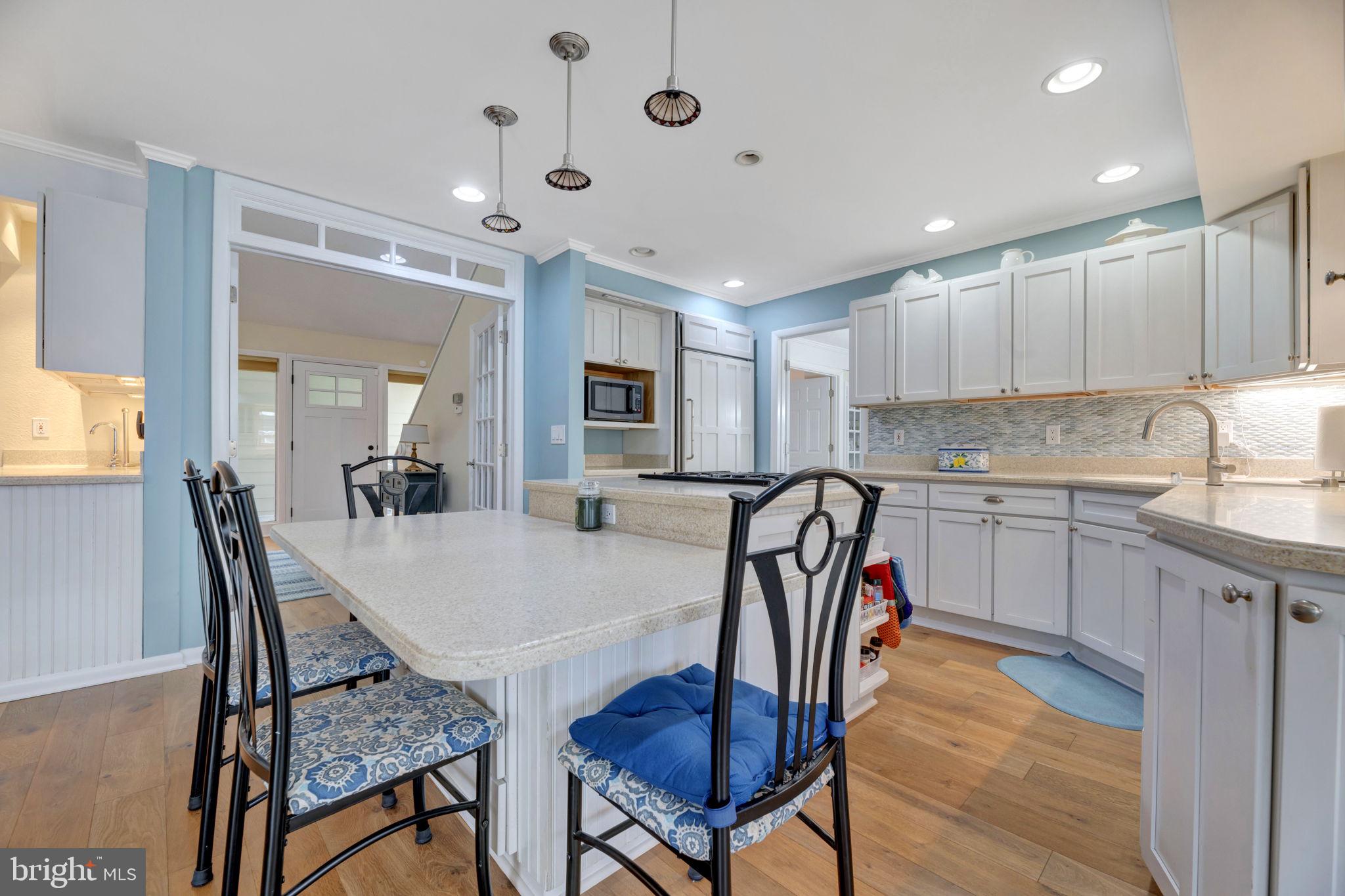 QUAY HARBOUR COMMUNITY - Residential Lease