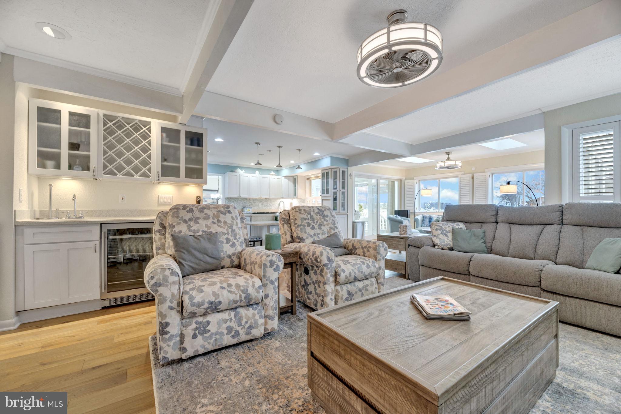 QUAY HARBOUR COMMUNITY - Residential Lease