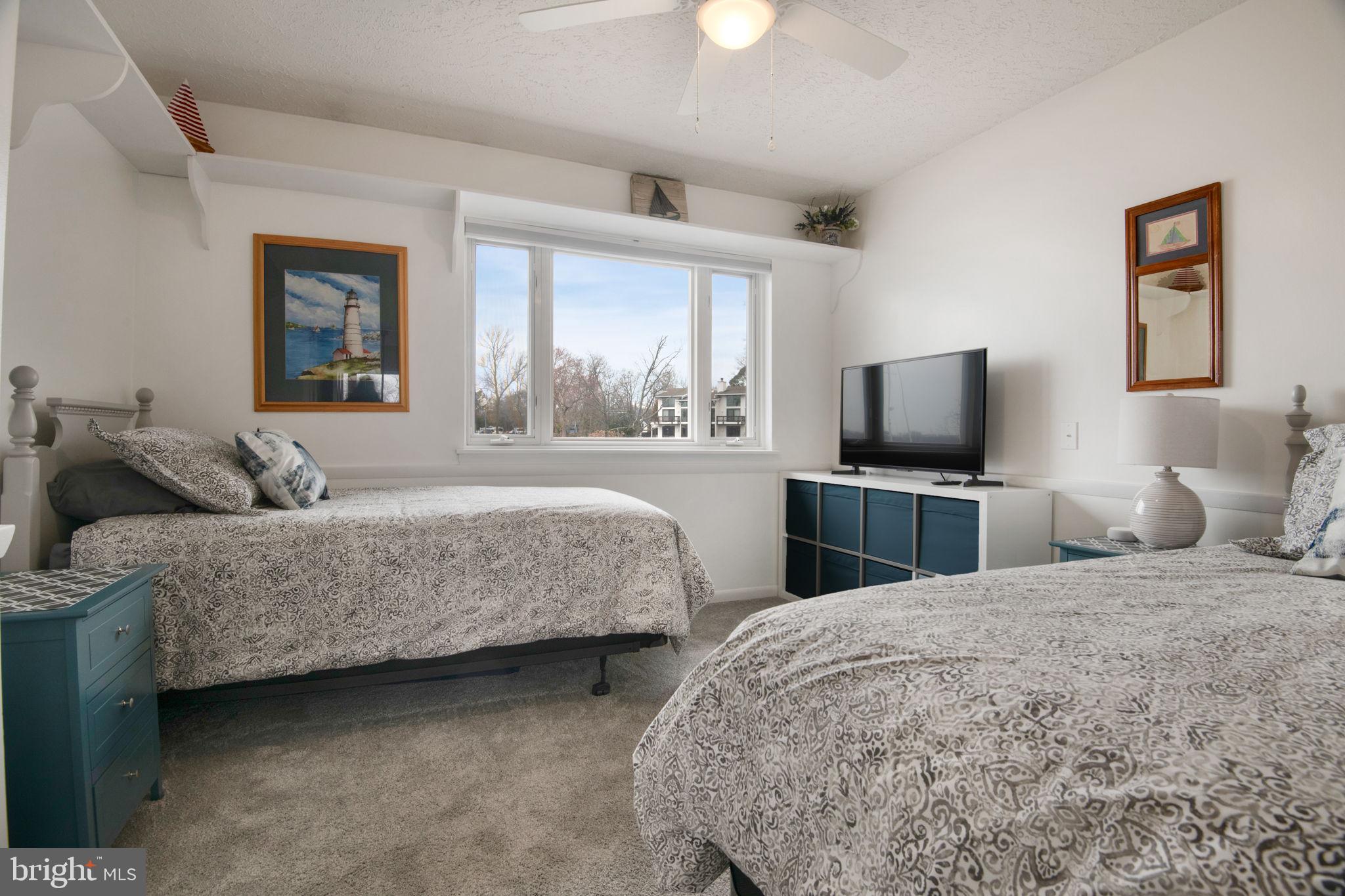 QUAY HARBOUR COMMUNITY - Residential Lease