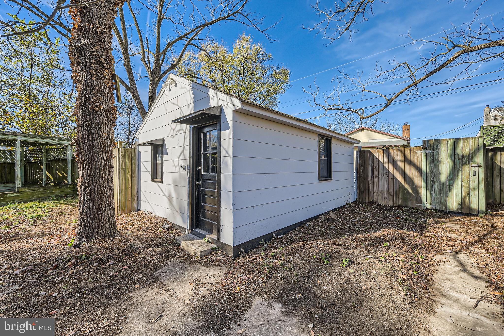 EASTERN TERRACE - Residential