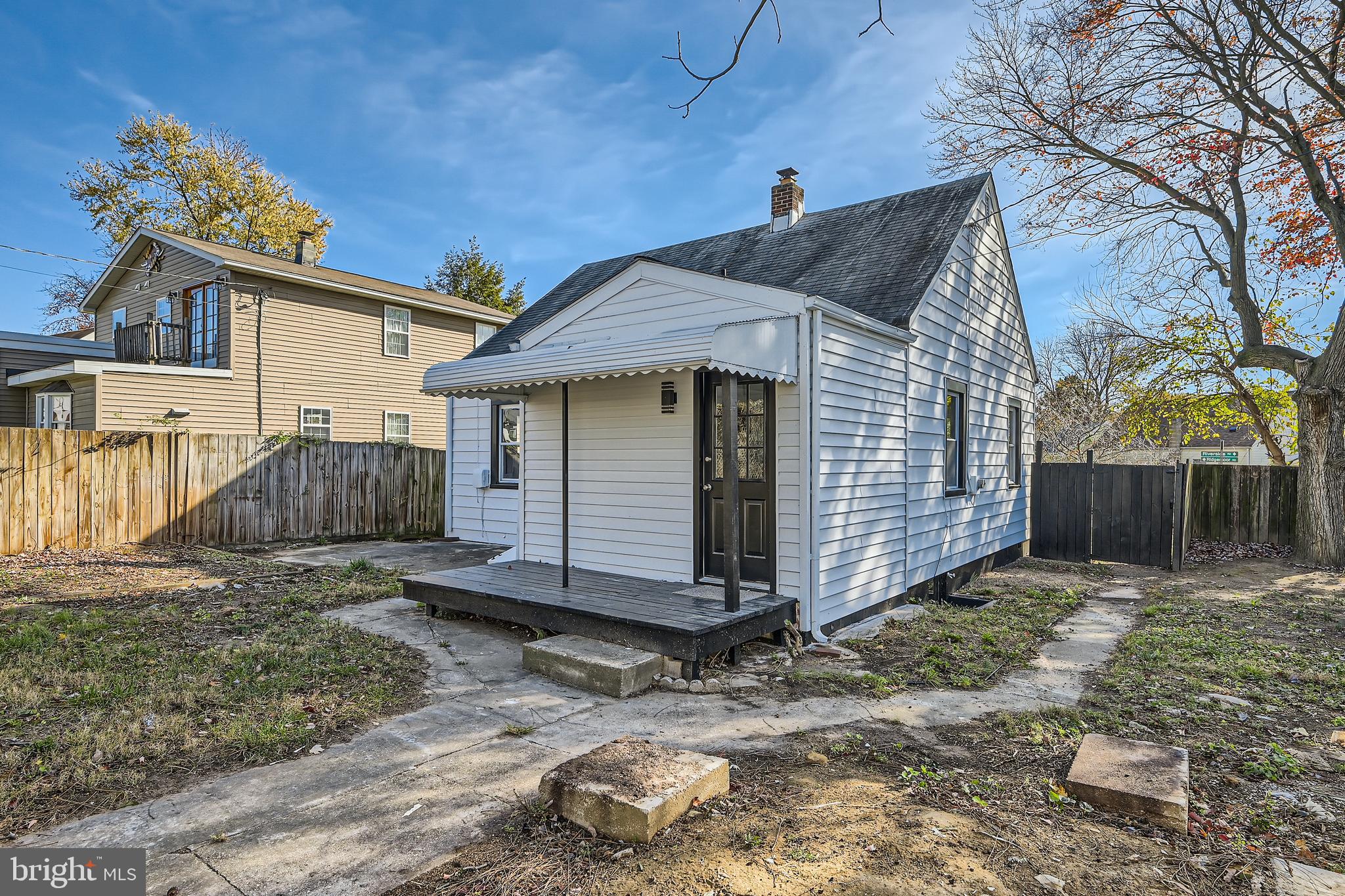 EASTERN TERRACE - Residential