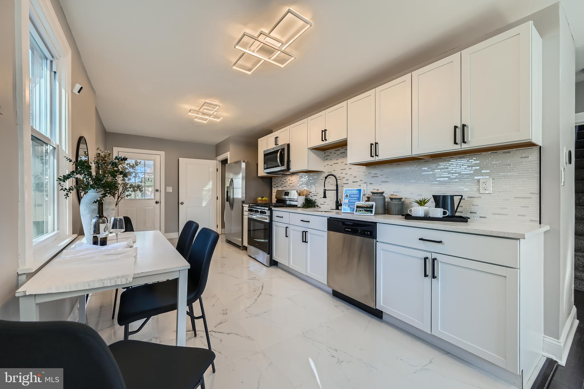 EASTERN TERRACE - Residential