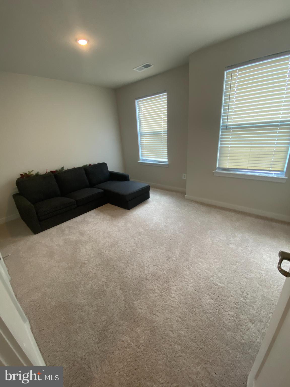 STONEY RIDGE - Residential Lease