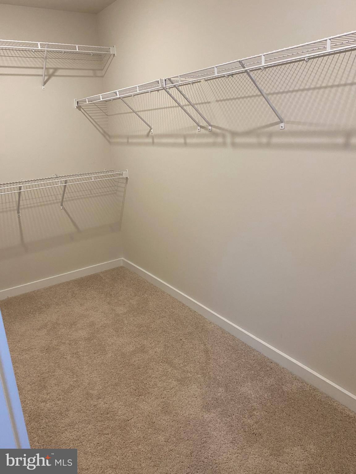 STONEY RIDGE - Residential Lease