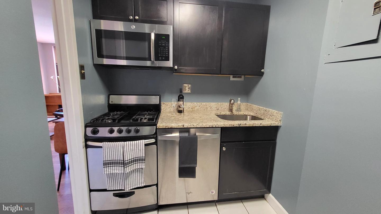 1021 ARLINGTON BOULEVARD 1117