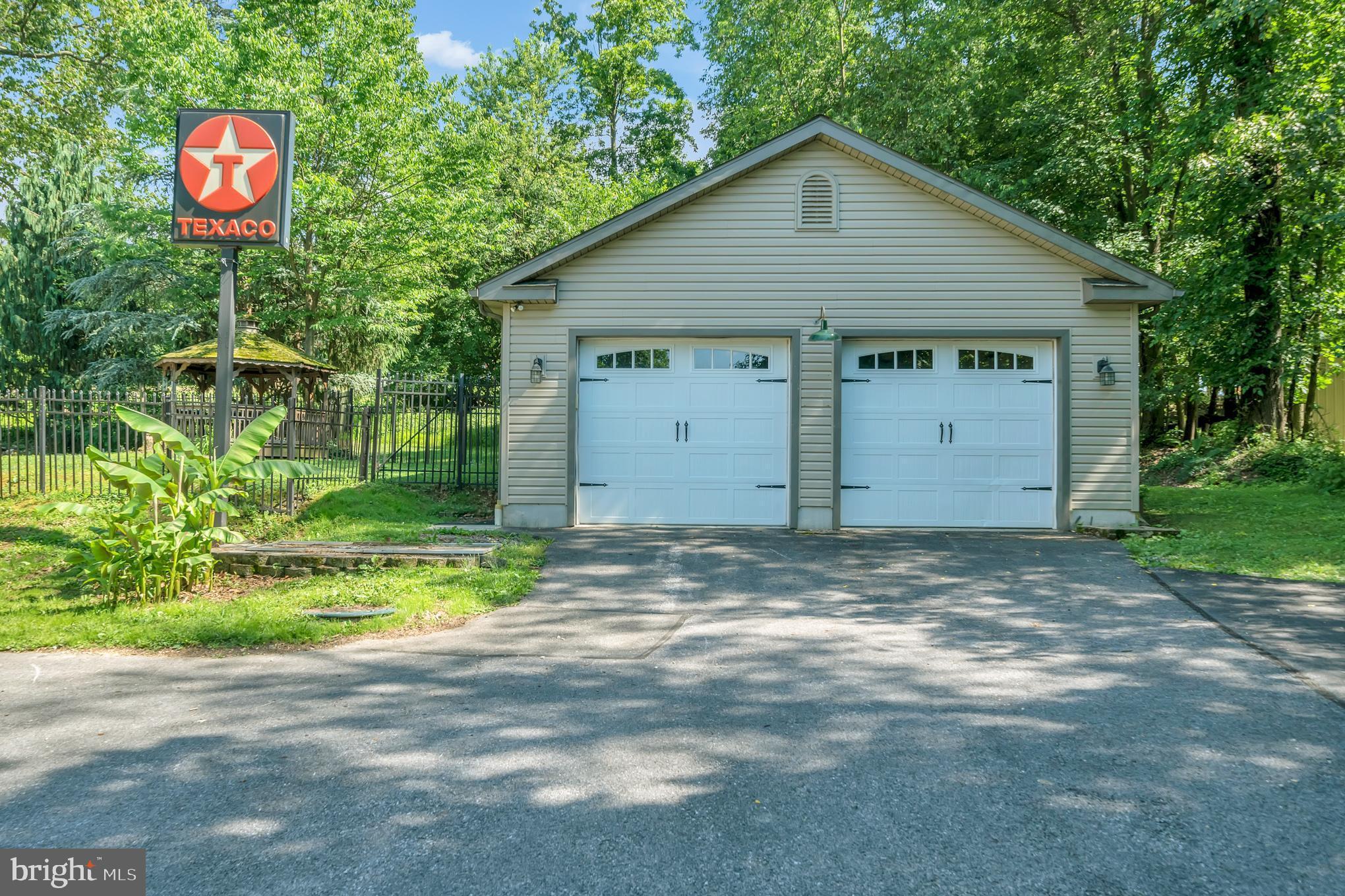 SPRING GROVE - Residential