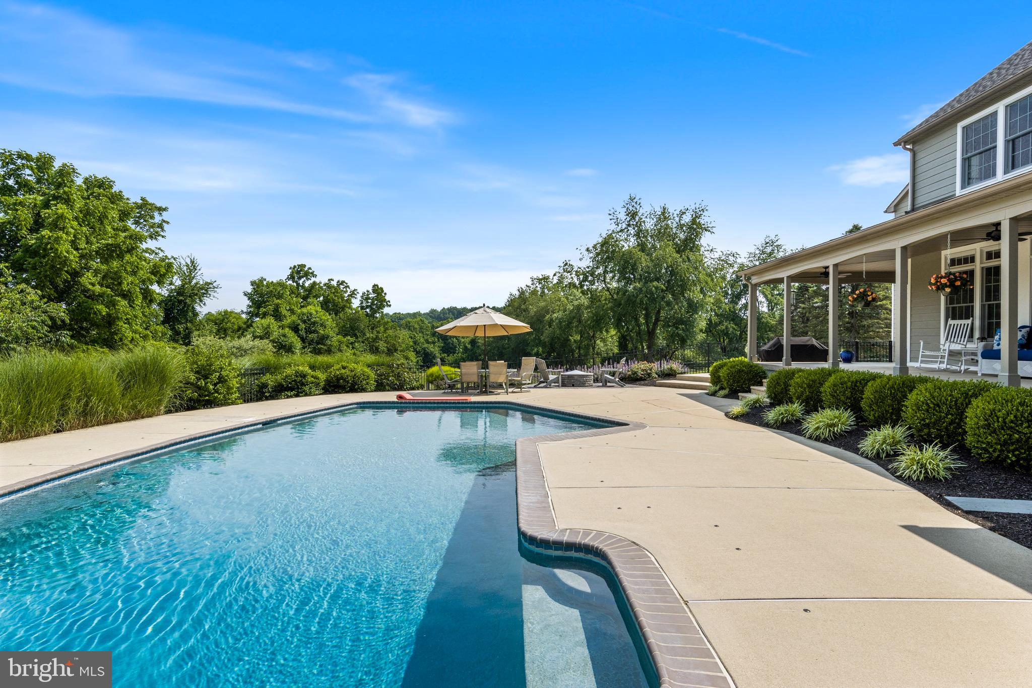 FOLLY HILL FARMS - Residential