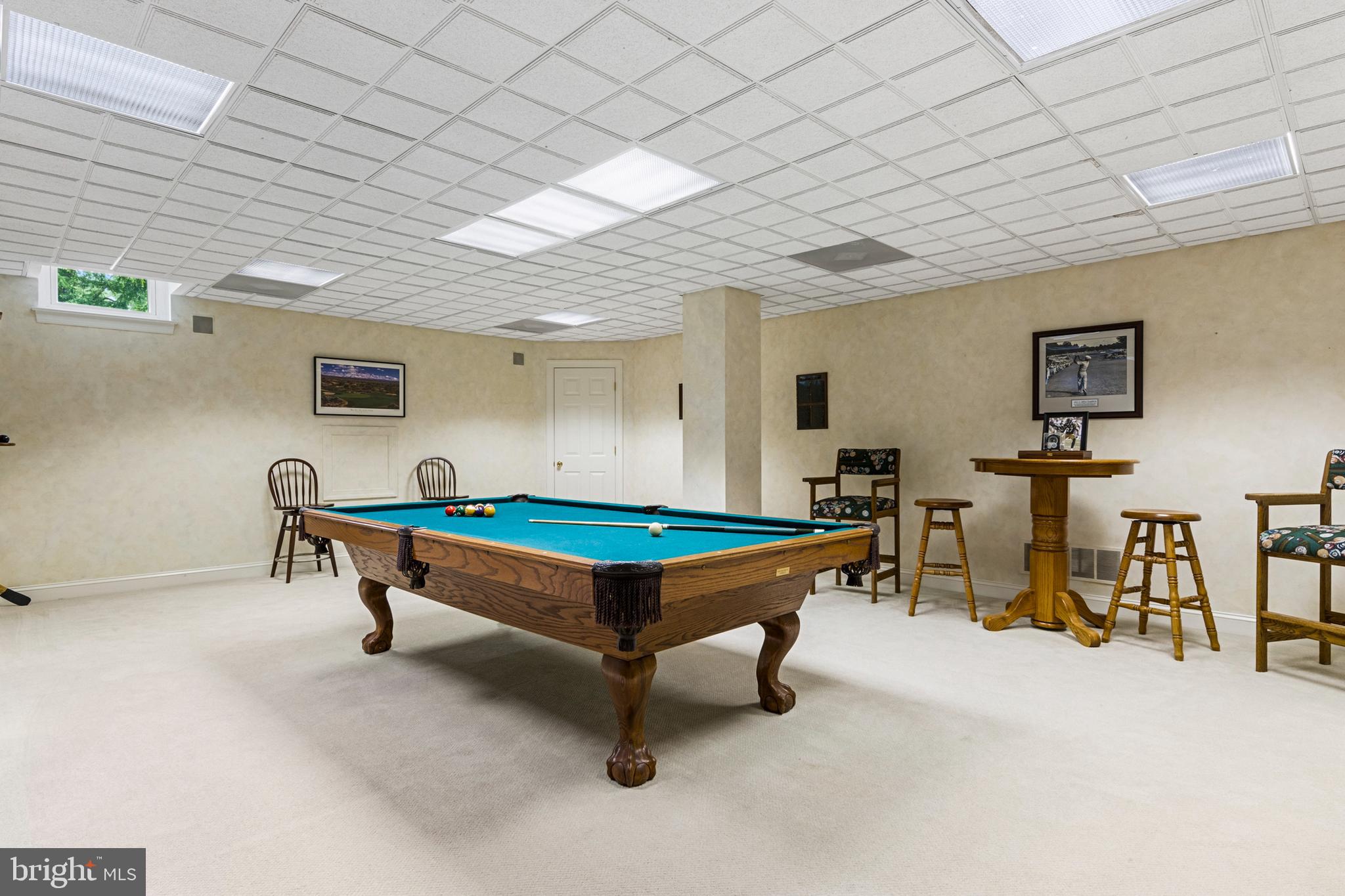 FOLLY HILL FARMS - Residential