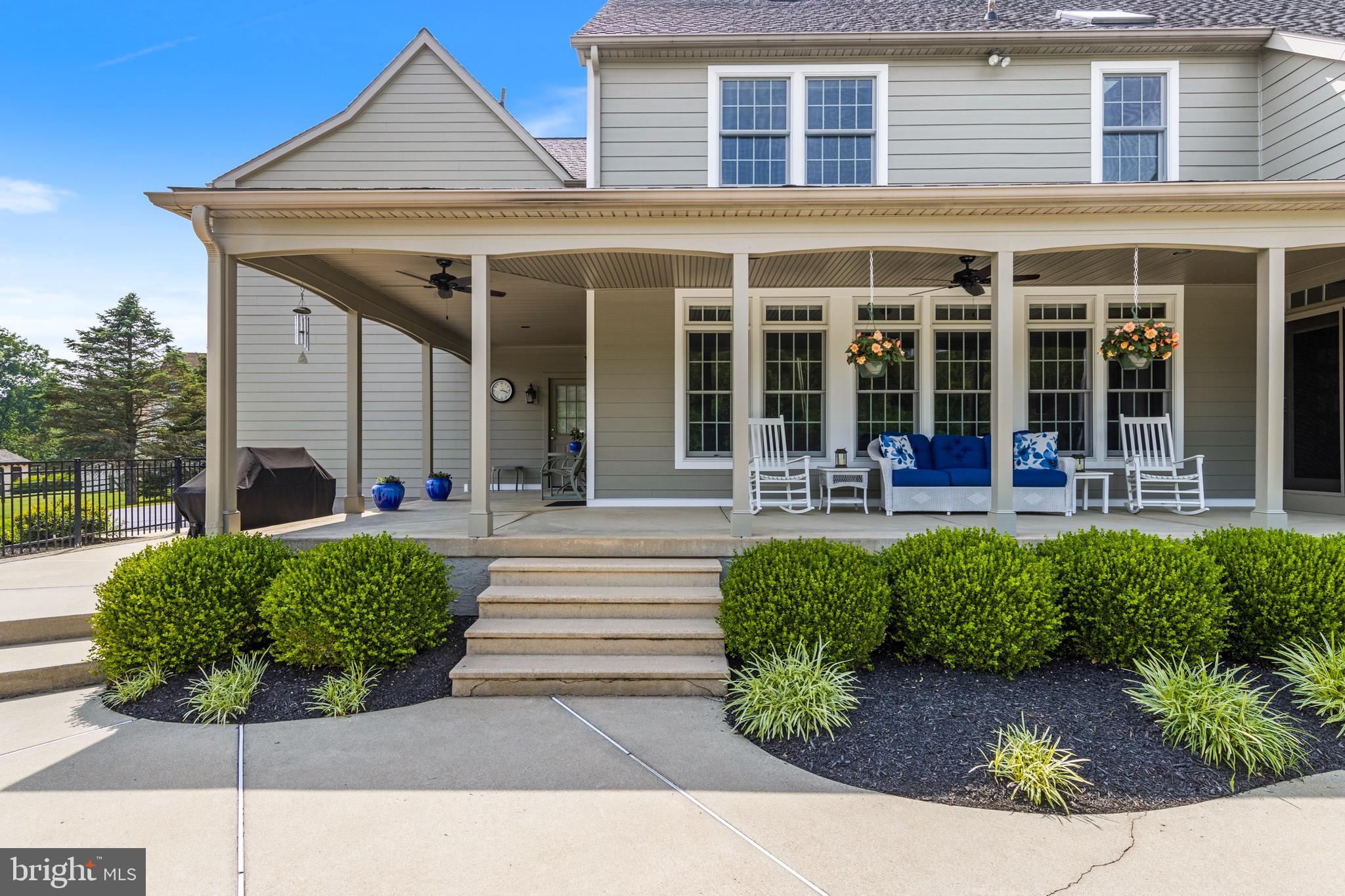 FOLLY HILL FARMS - Residential