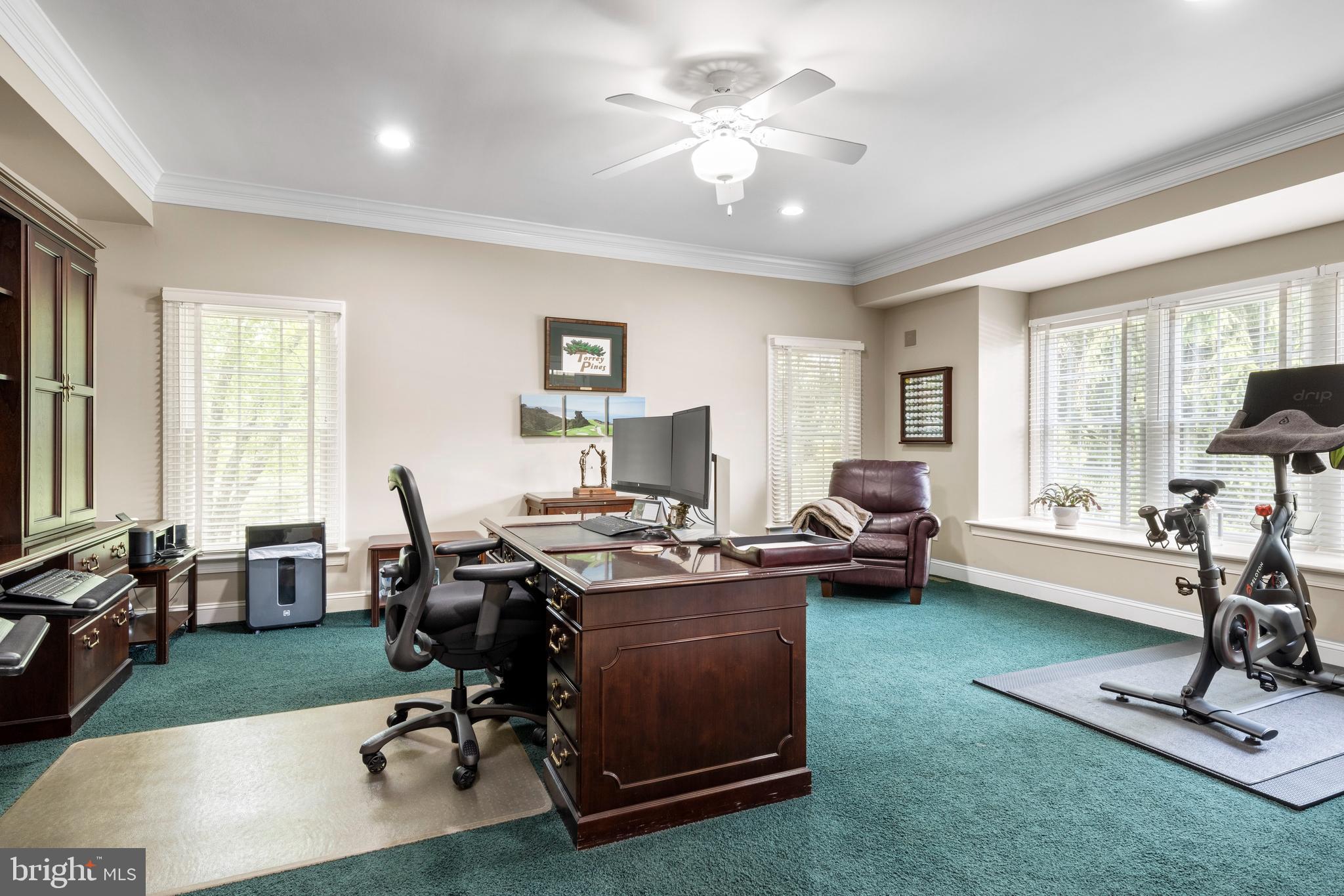 FOLLY HILL FARMS - Residential