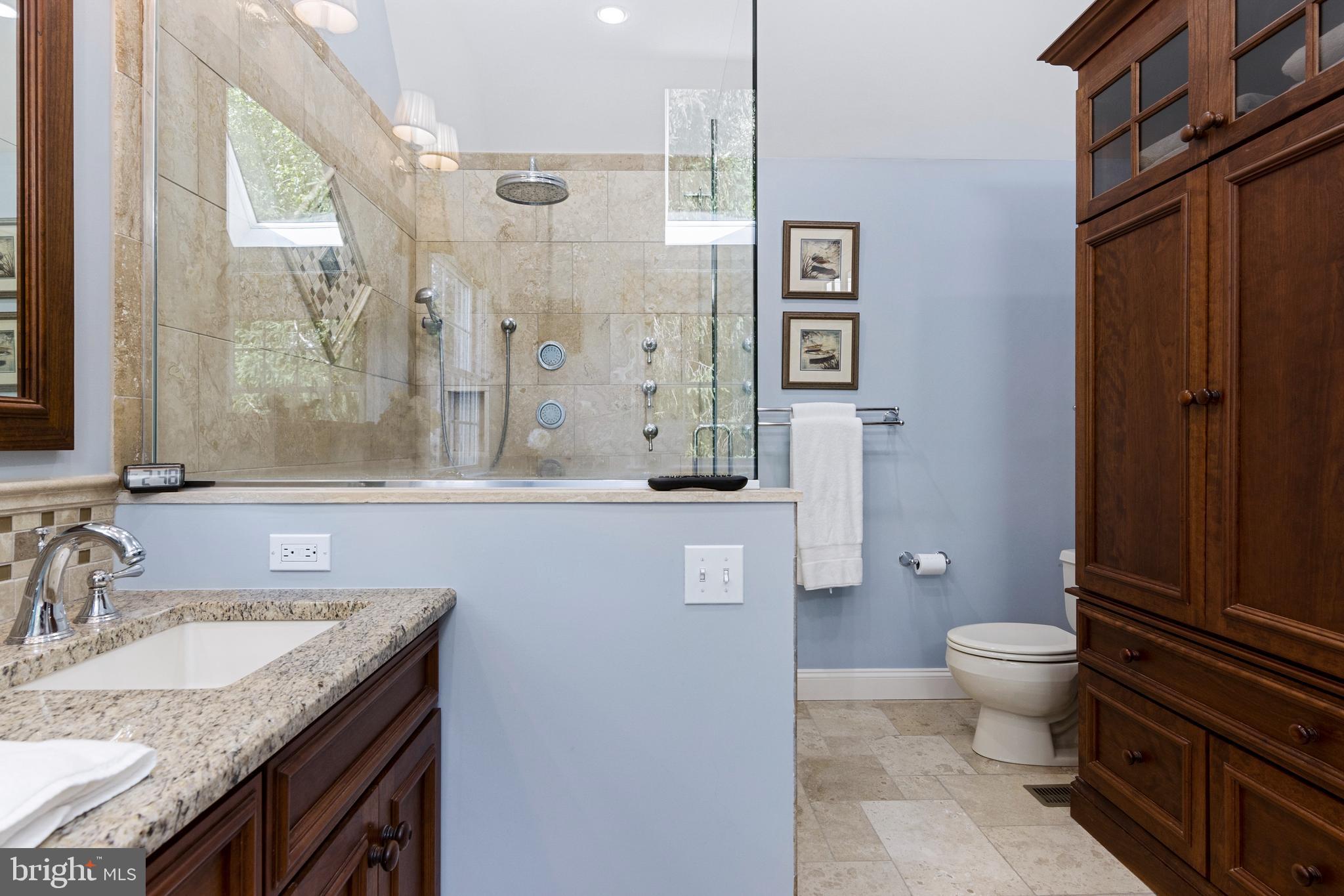 FOLLY HILL FARMS - Residential