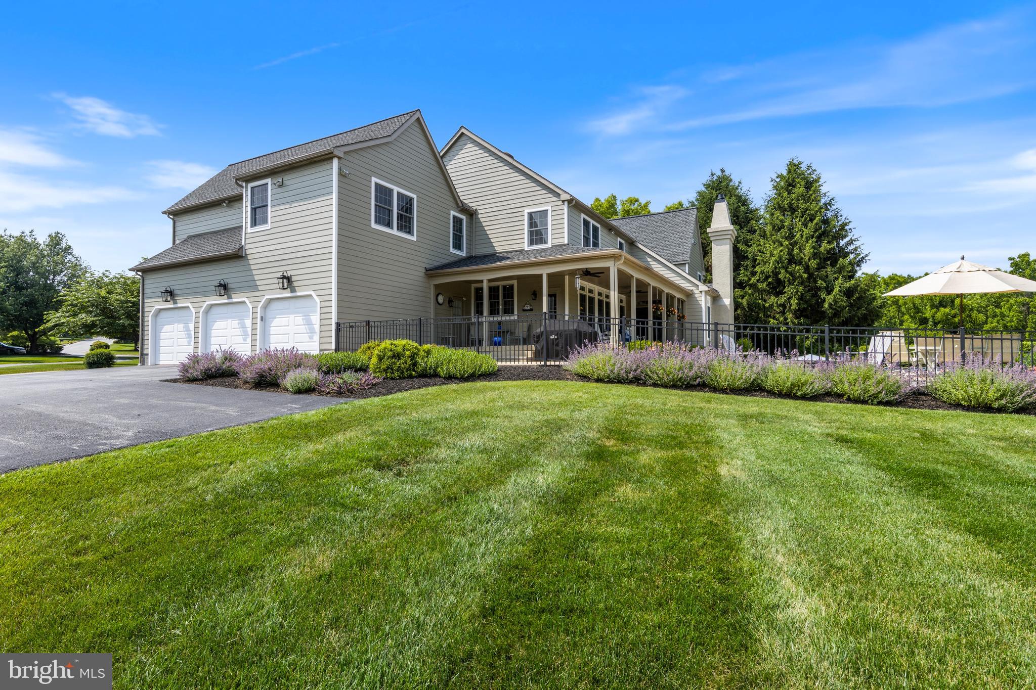 FOLLY HILL FARMS - Residential