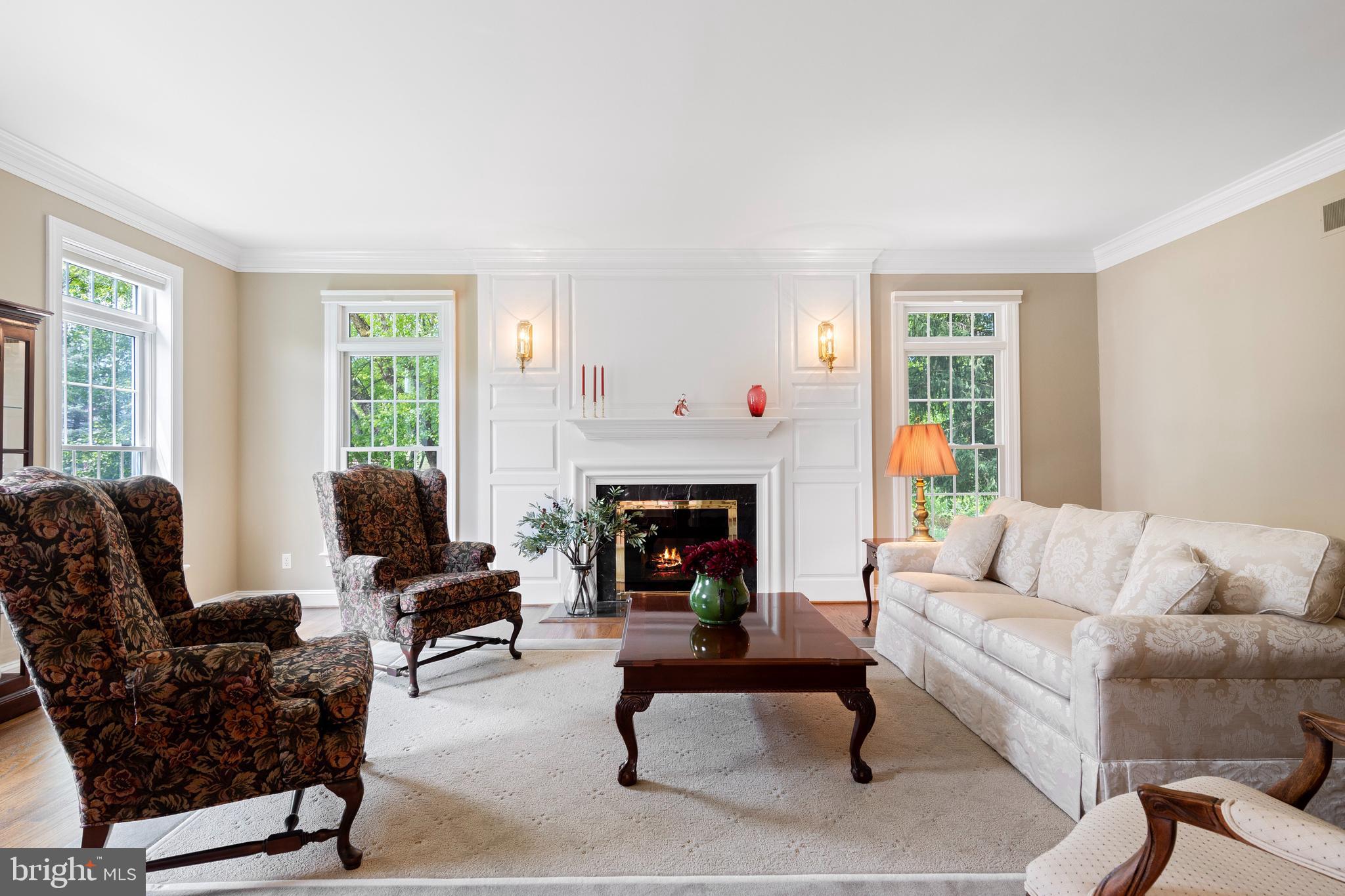 FOLLY HILL FARMS - Residential