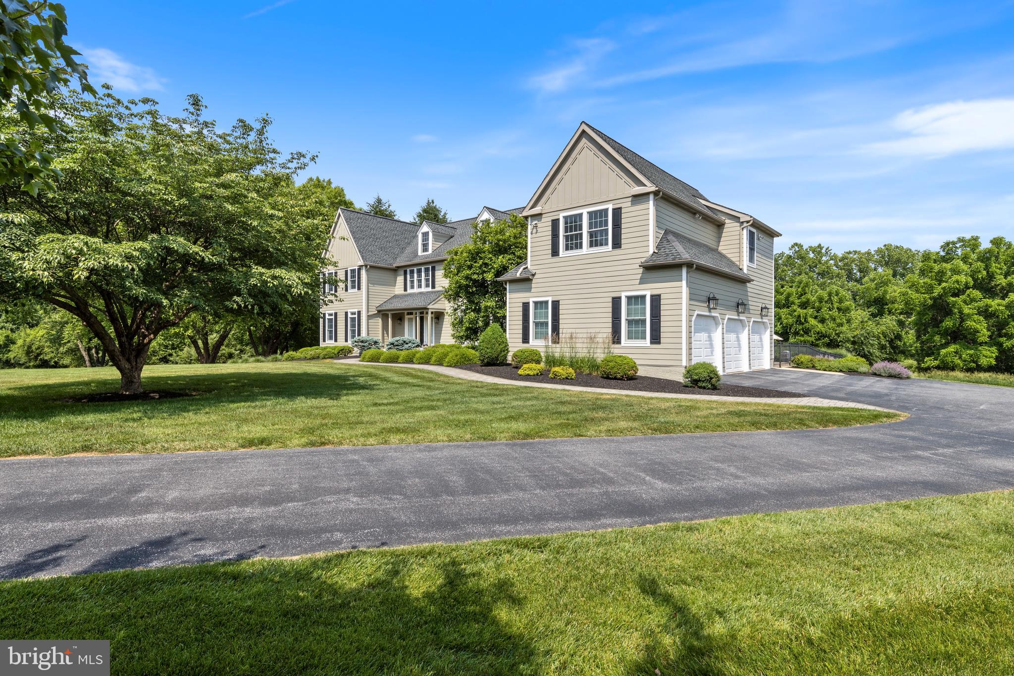 FOLLY HILL FARMS - Residential