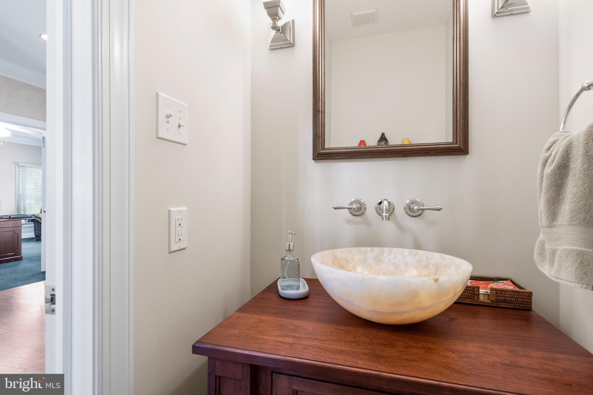 FOLLY HILL FARMS - Residential