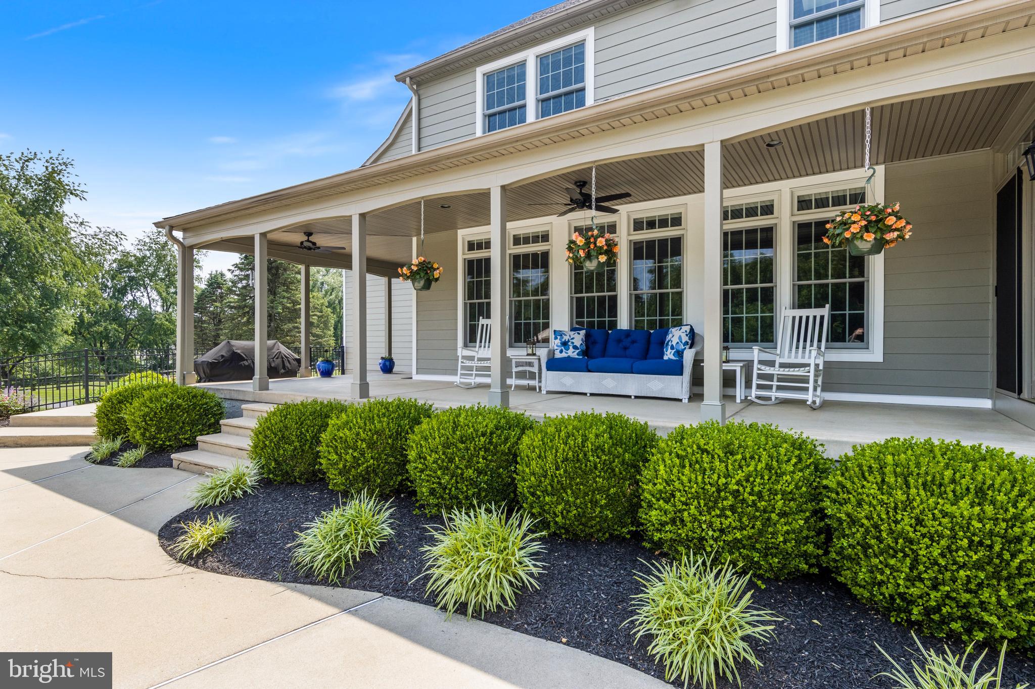 FOLLY HILL FARMS - Residential