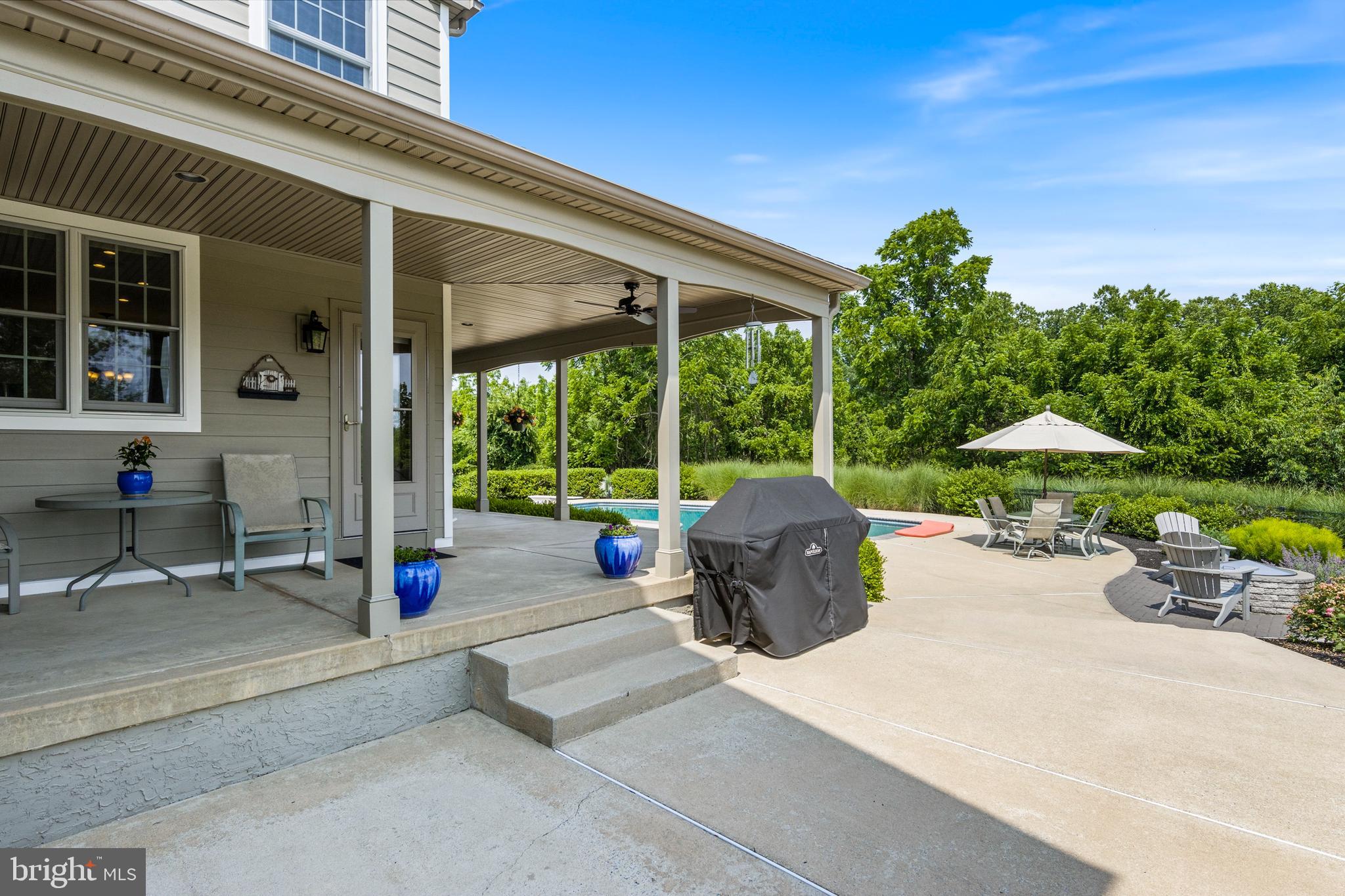 FOLLY HILL FARMS - Residential