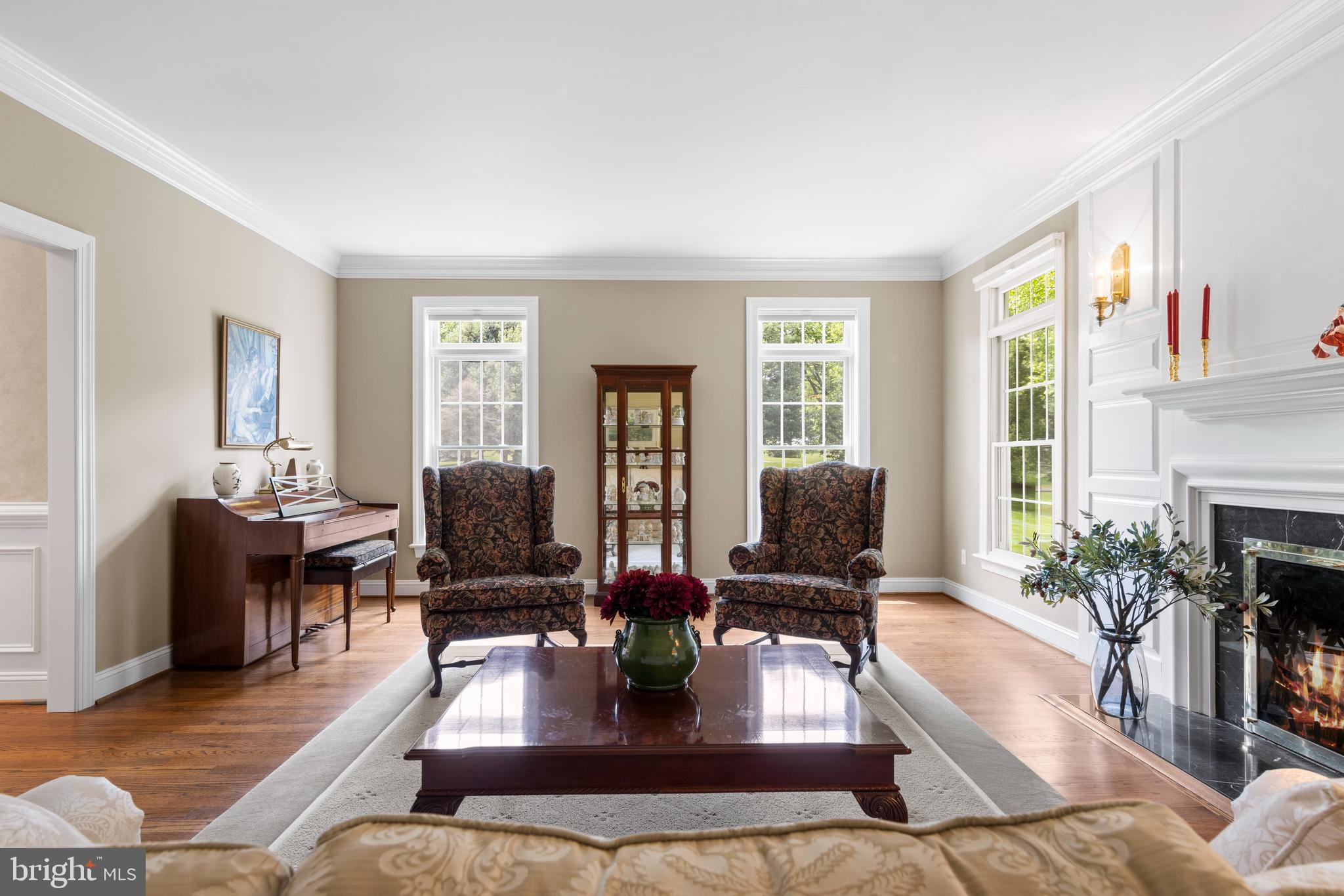 FOLLY HILL FARMS - Residential