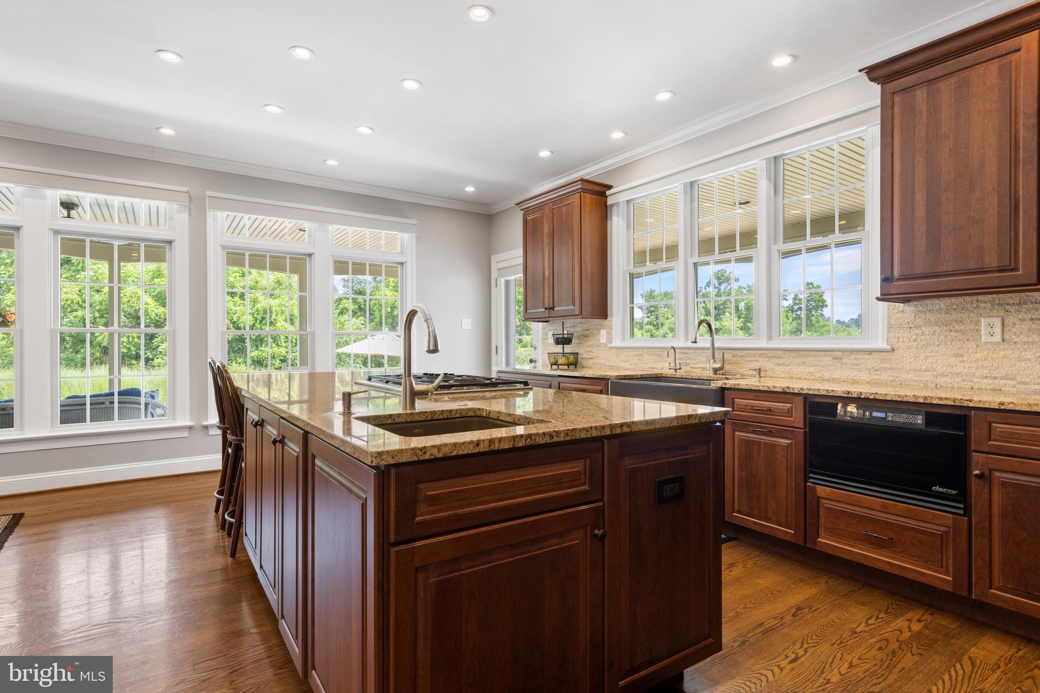 FOLLY HILL FARMS - Residential