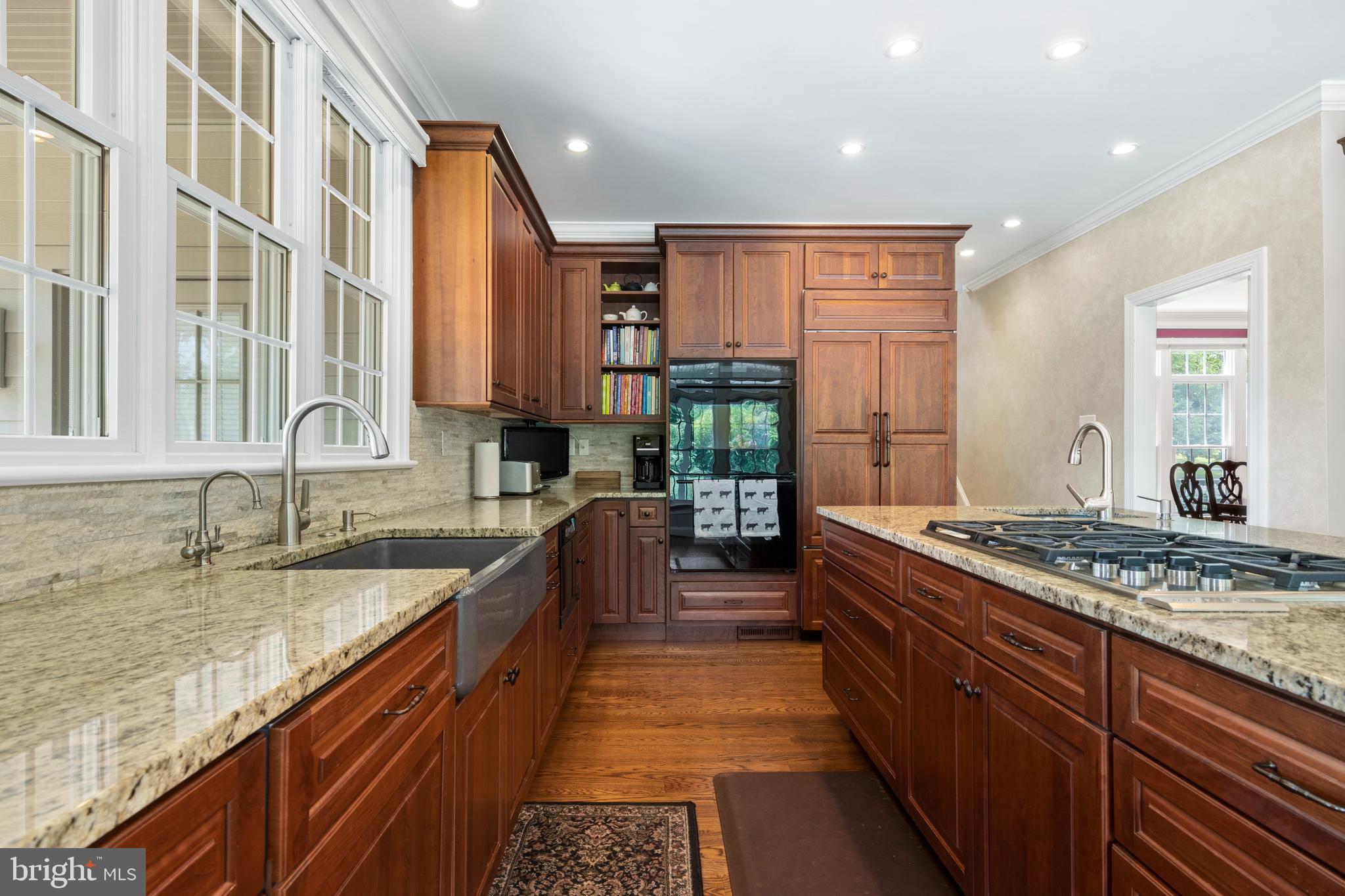 FOLLY HILL FARMS - Residential