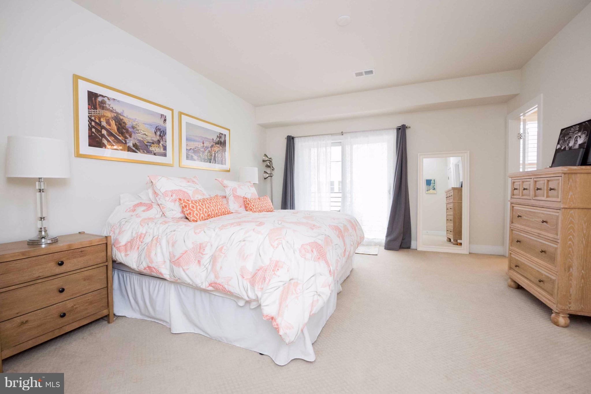 ALEXANDRIA - Residential Lease