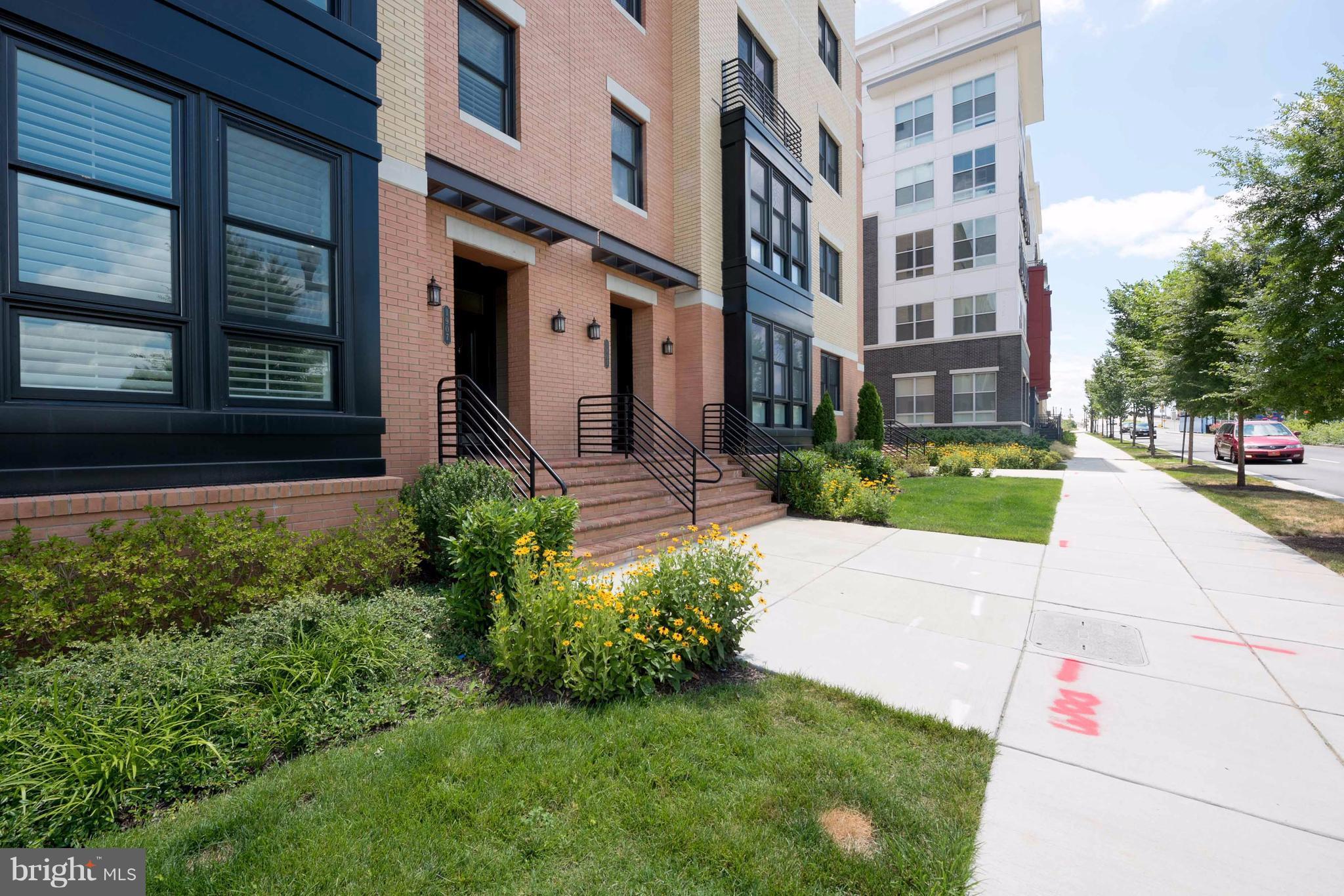 ALEXANDRIA - Residential Lease