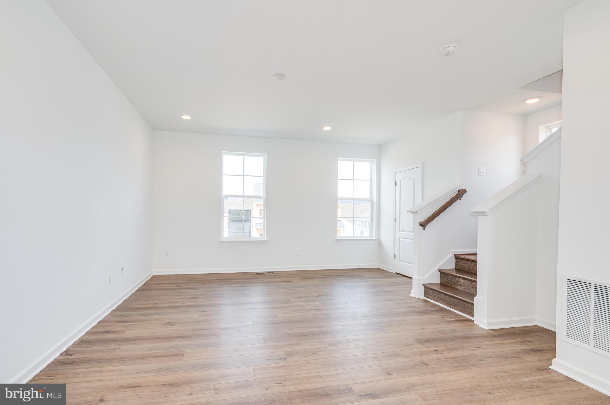 MARTINSBURG STATION - Residential Lease