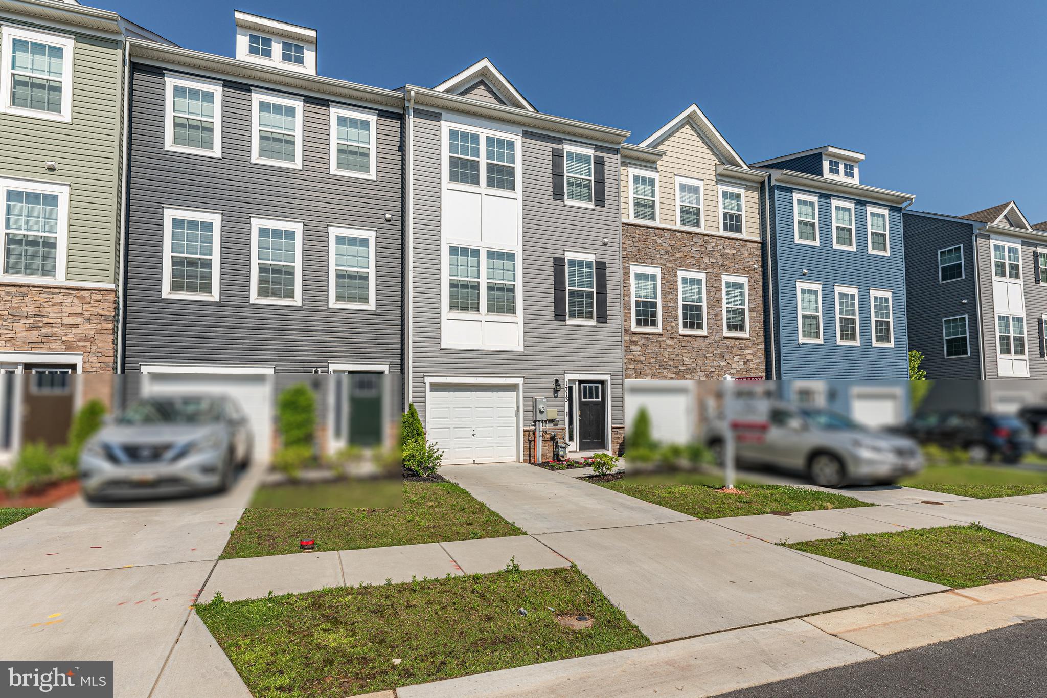 SEVEN OAKS - Residential