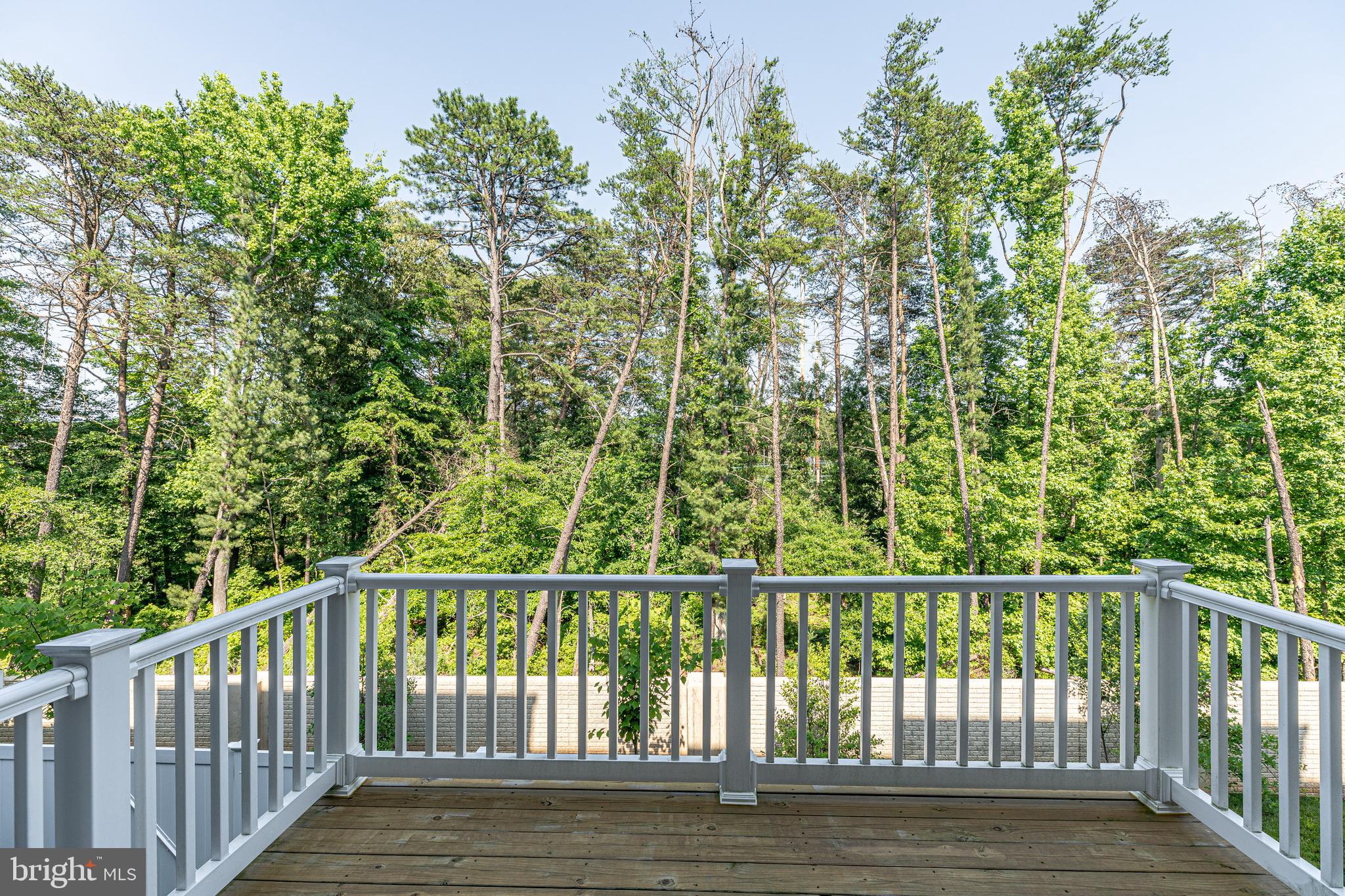 SEVEN OAKS - Residential