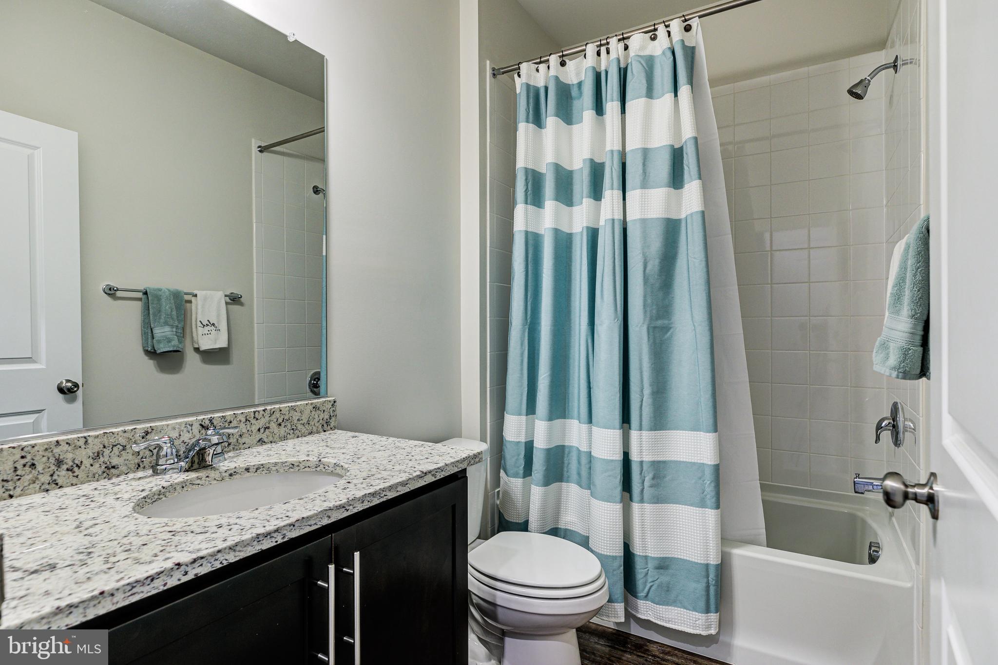 SEVEN OAKS - Residential