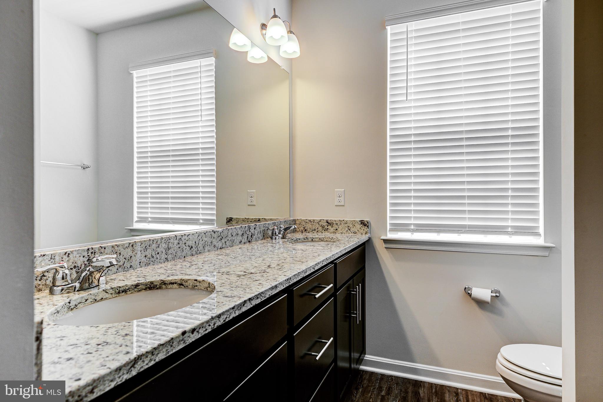 SEVEN OAKS - Residential