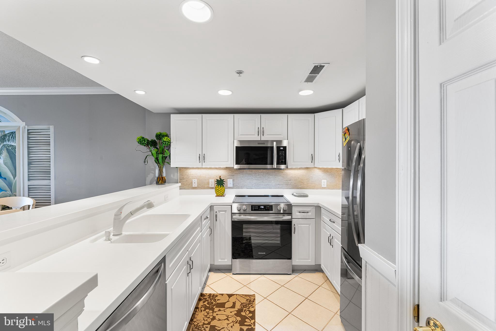 5300 COASTAL HIGHWAY 104