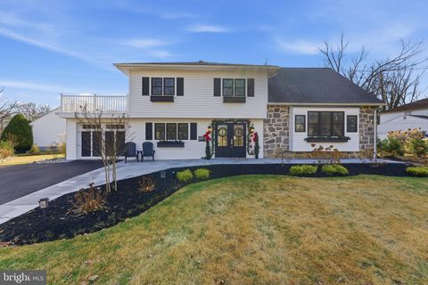 5 WINDING BROOK DRIVE CINNAMINSON NJ 08077