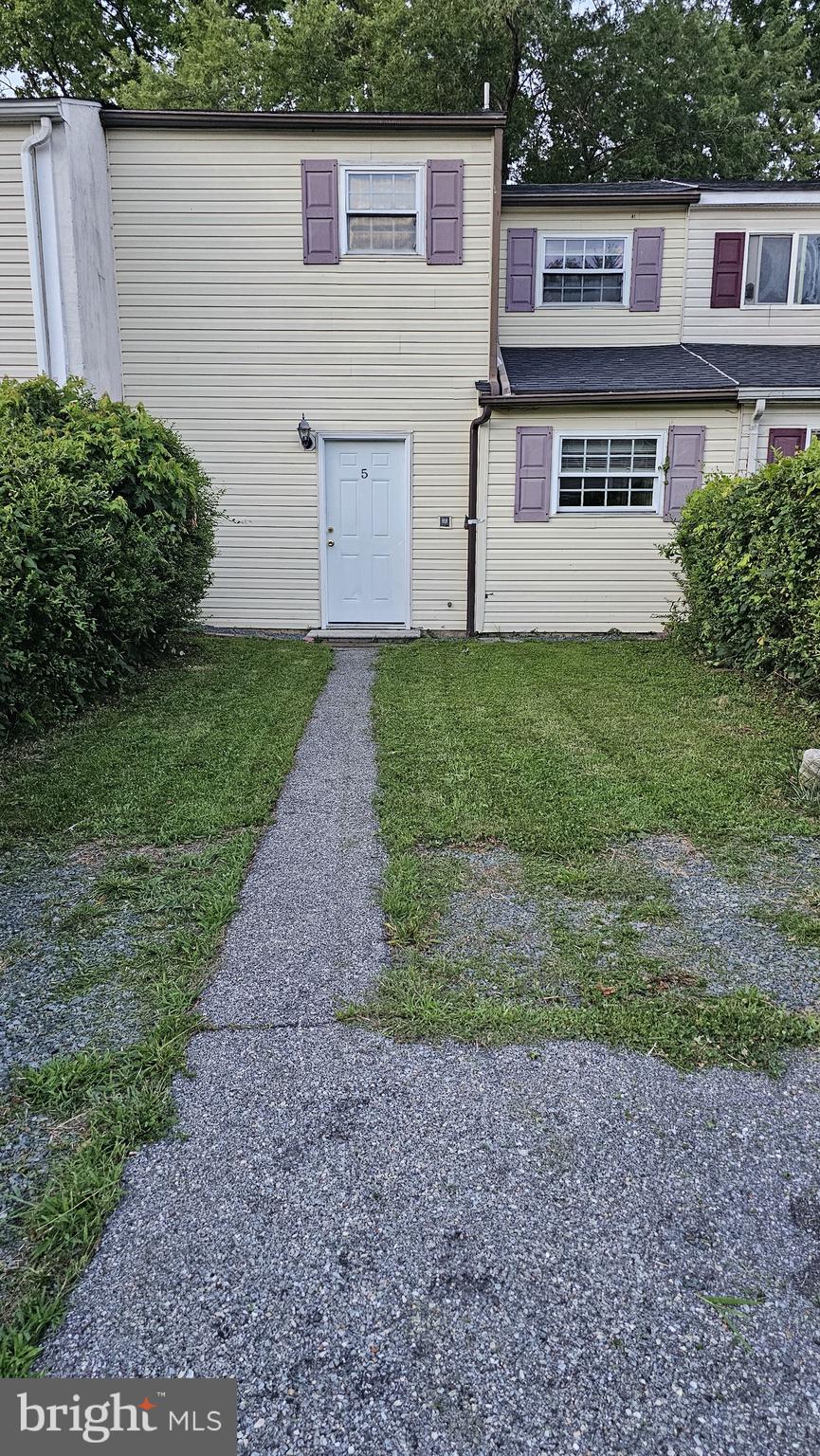 Photo 1 of 16 — 5 PLOVER CIRCLE, NEWARK, DE 19702
