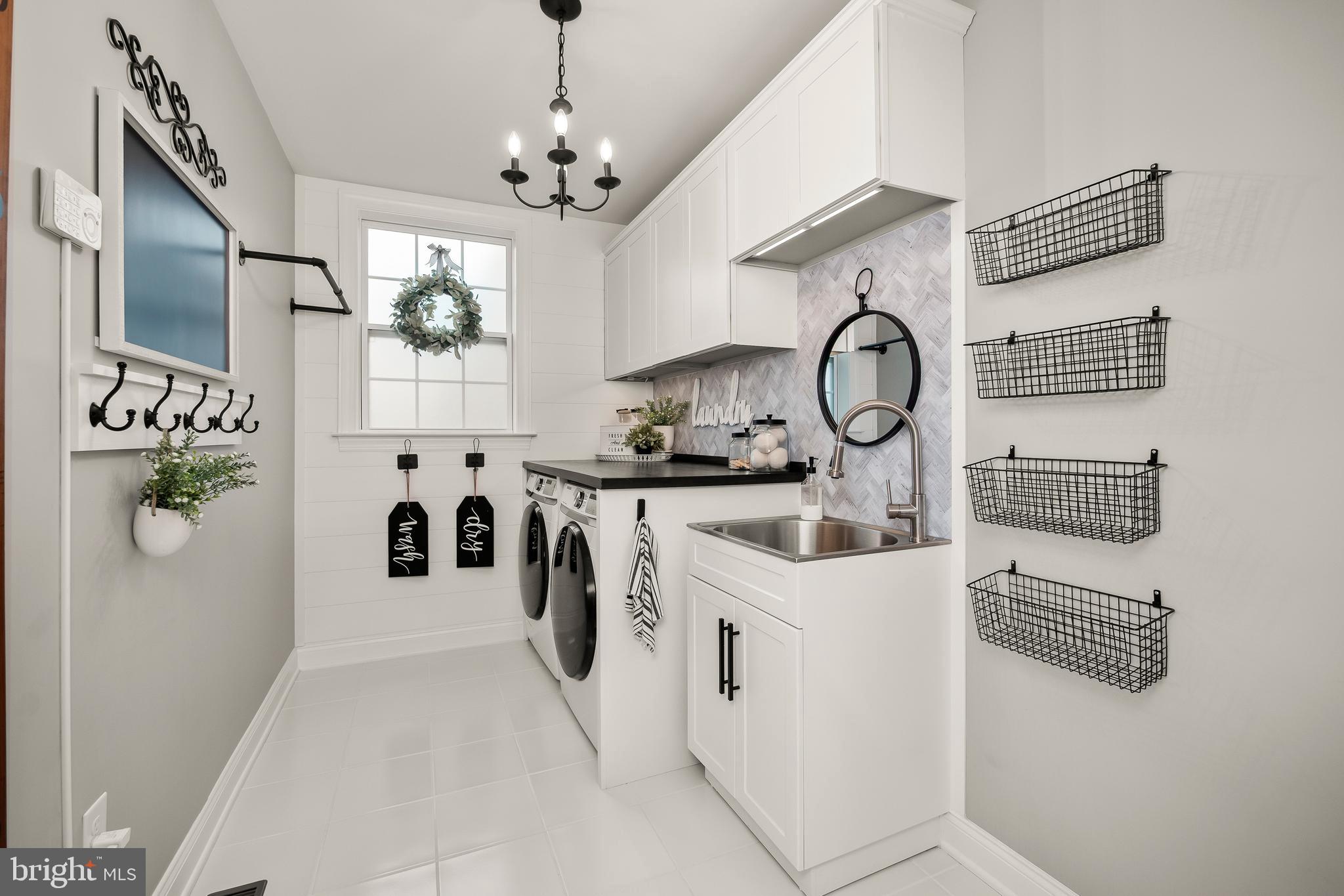 WEYHILL ESTATES - Residential