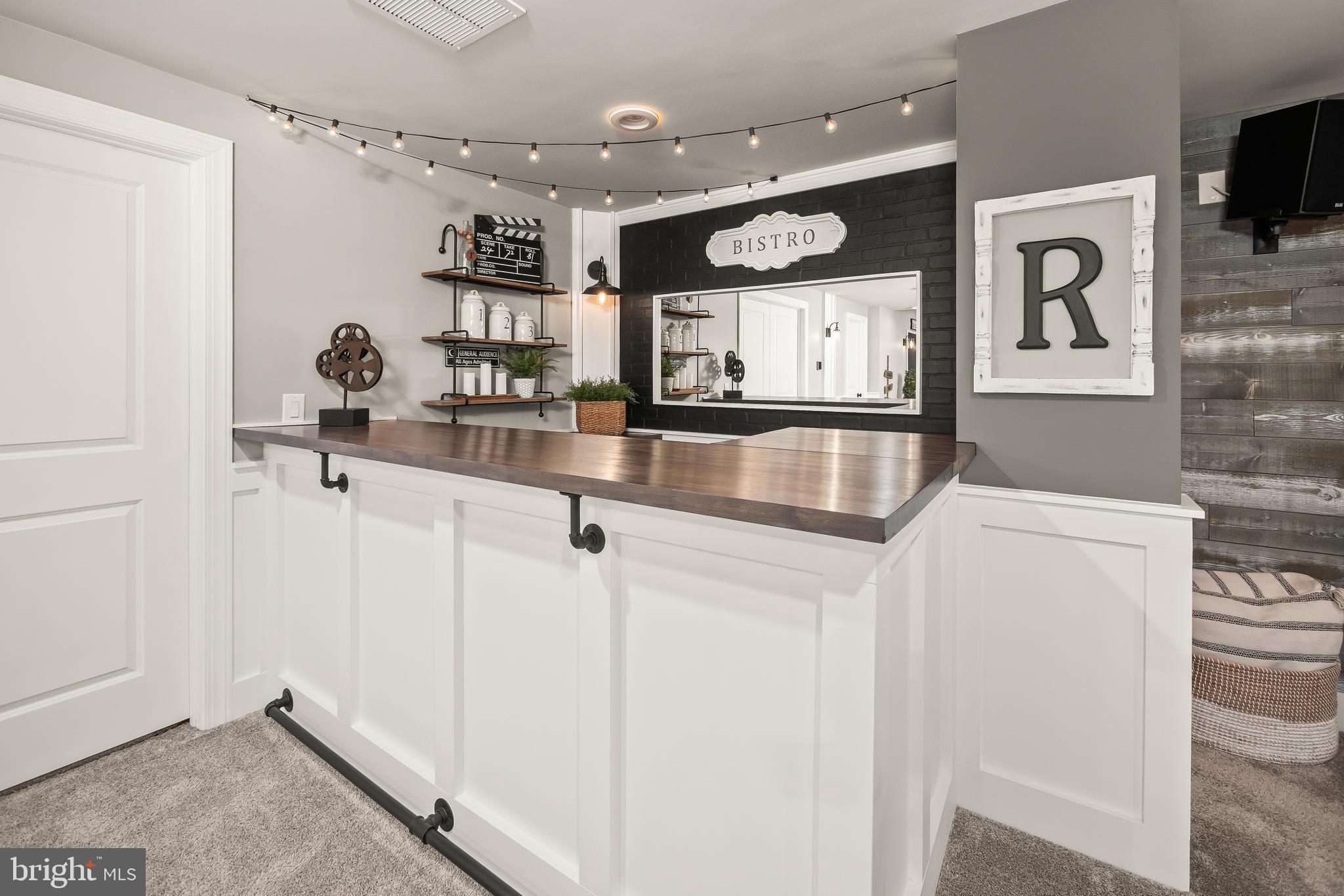 WEYHILL ESTATES - Residential