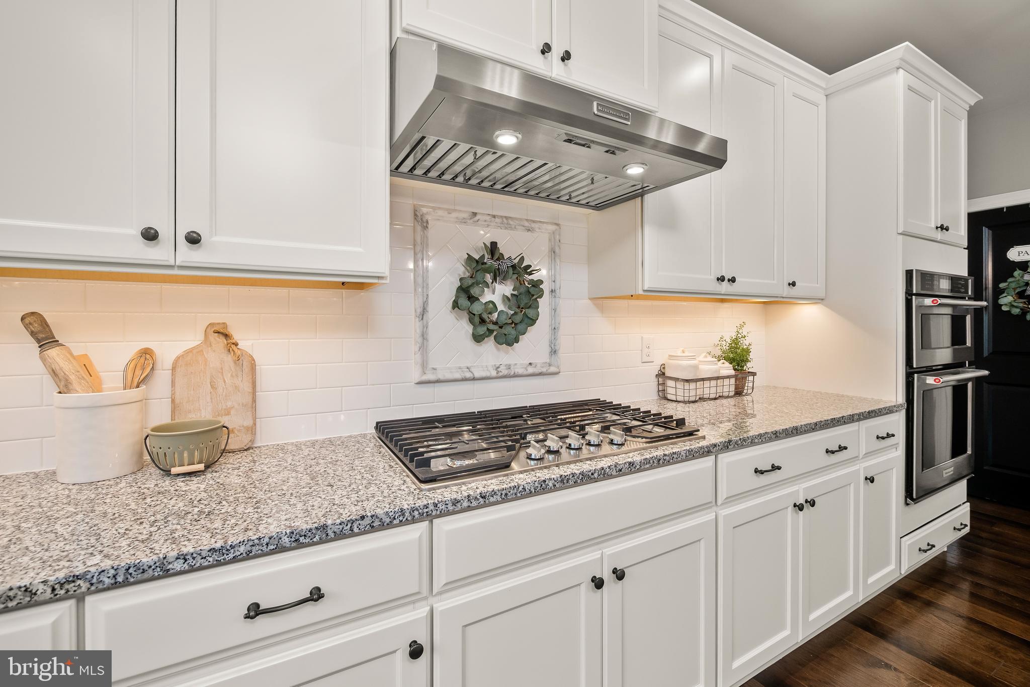 WEYHILL ESTATES - Residential