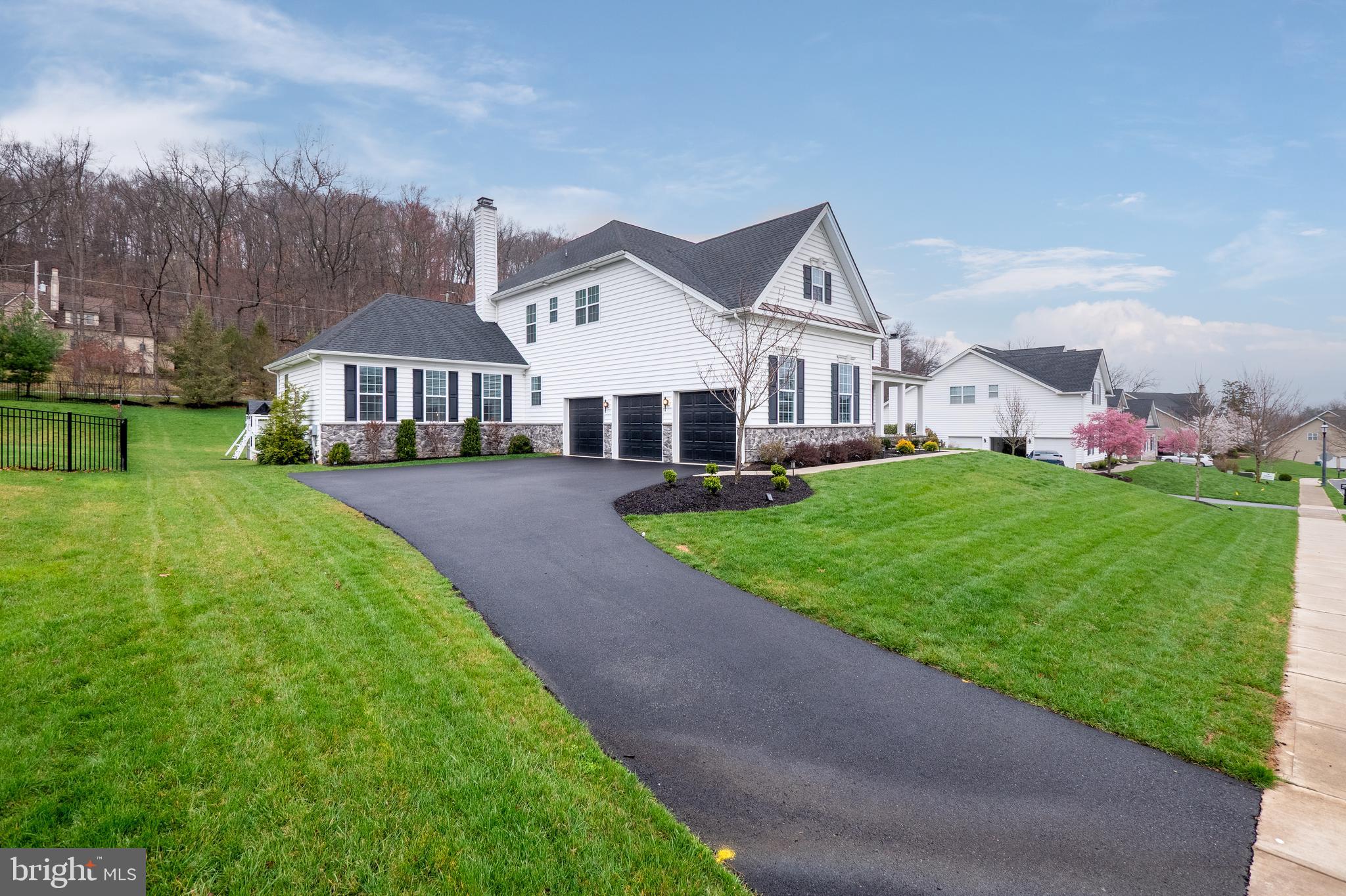 WEYHILL ESTATES - Residential