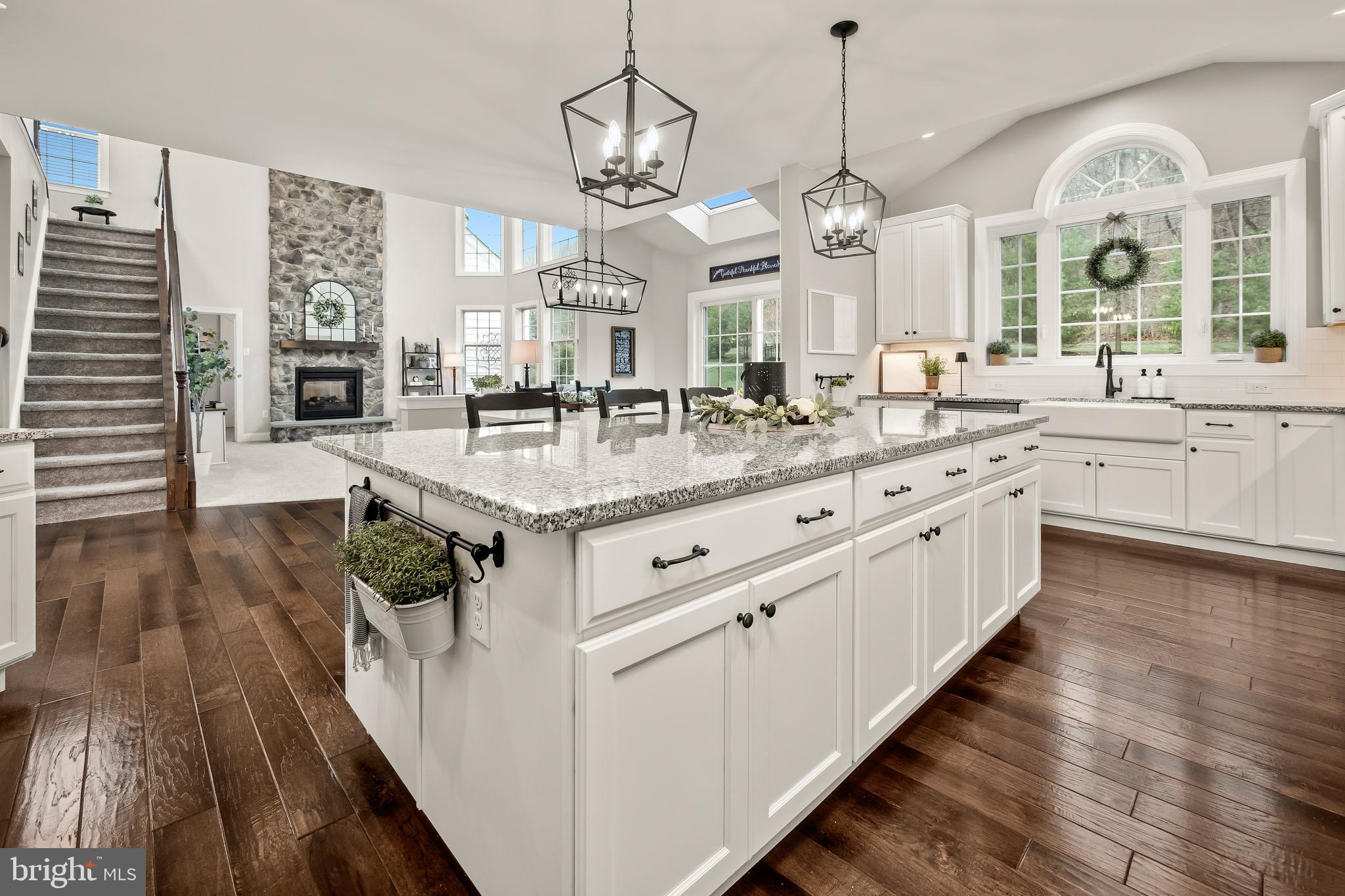 WEYHILL ESTATES - Residential