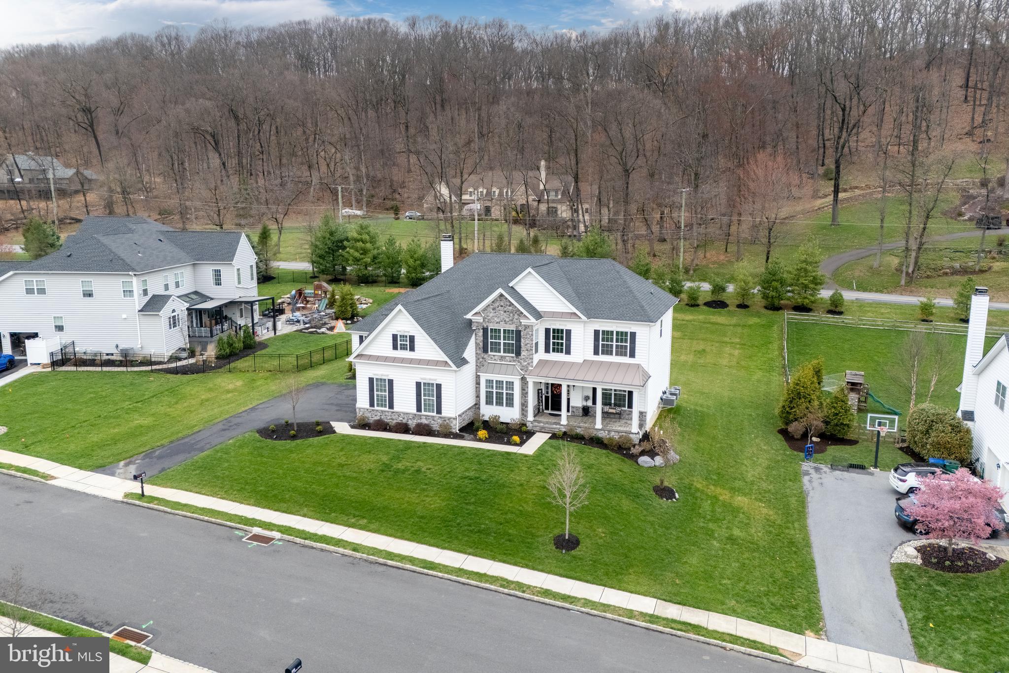 WEYHILL ESTATES - Residential