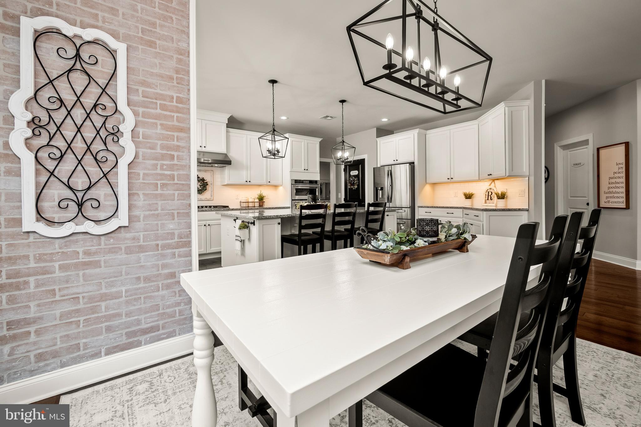 WEYHILL ESTATES - Residential