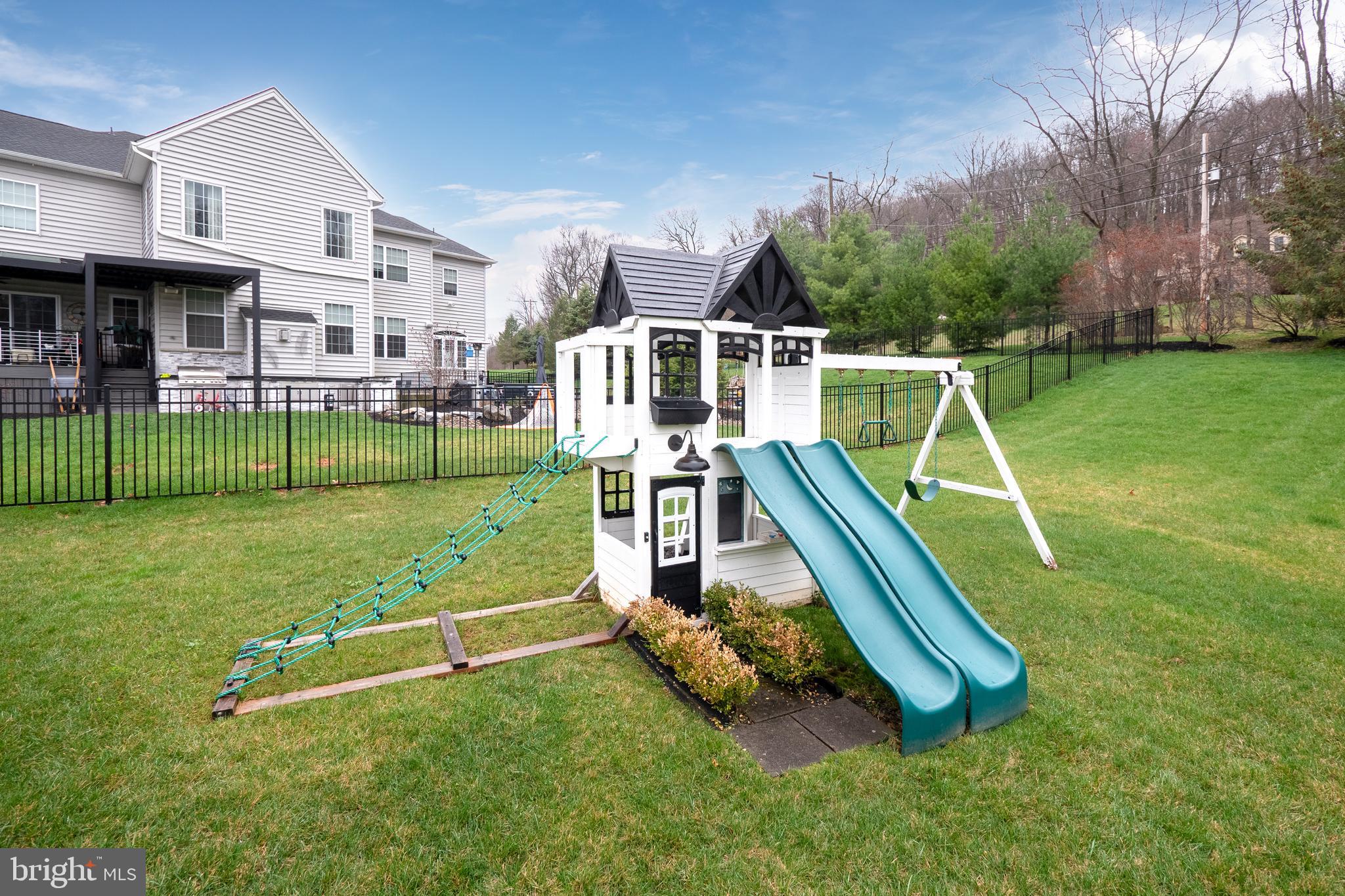 WEYHILL ESTATES - Residential