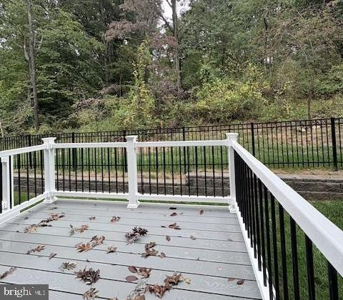 STONEMILL VILLAGE - Residential